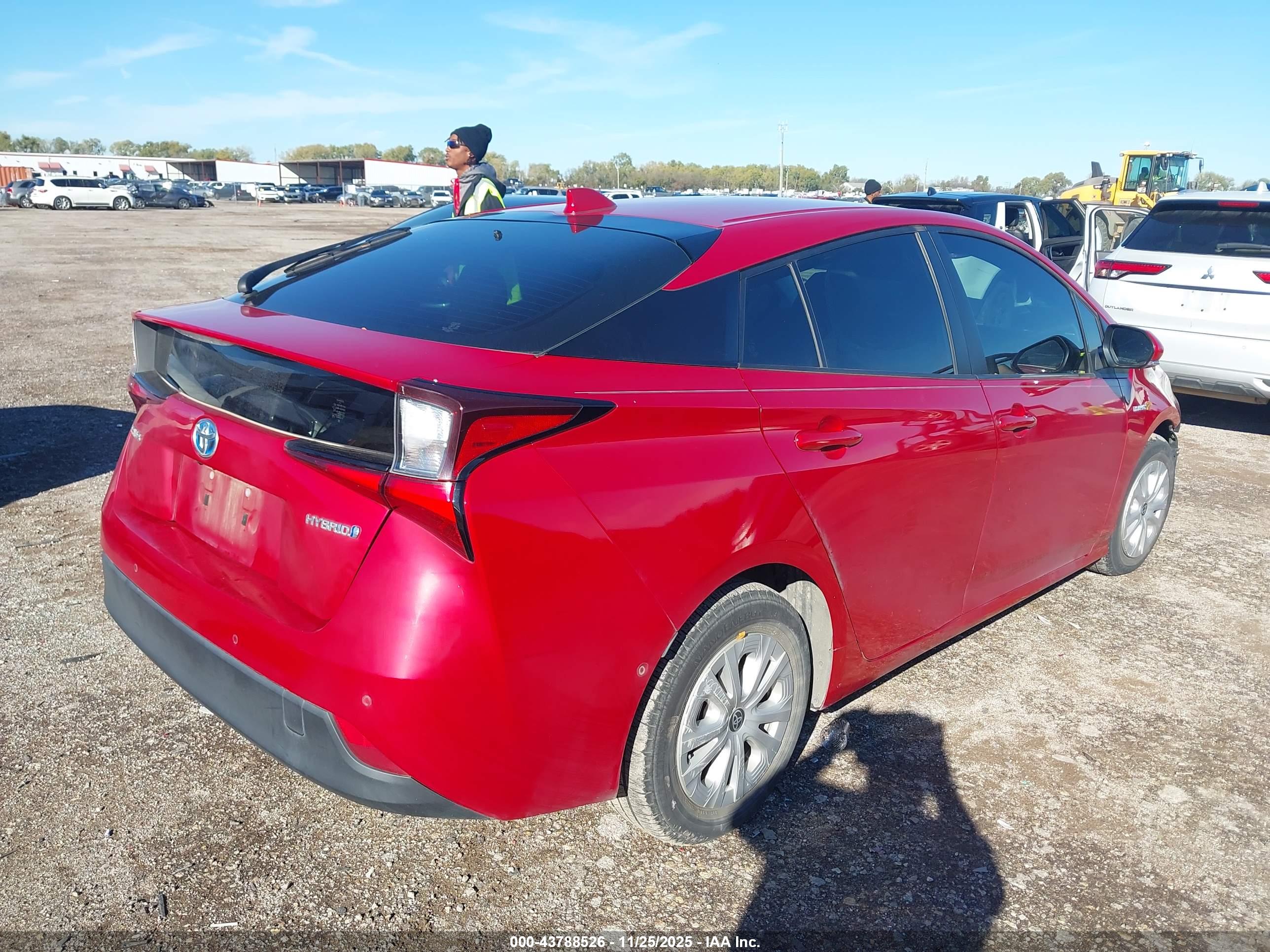 TOYOTA PRIUS image 4