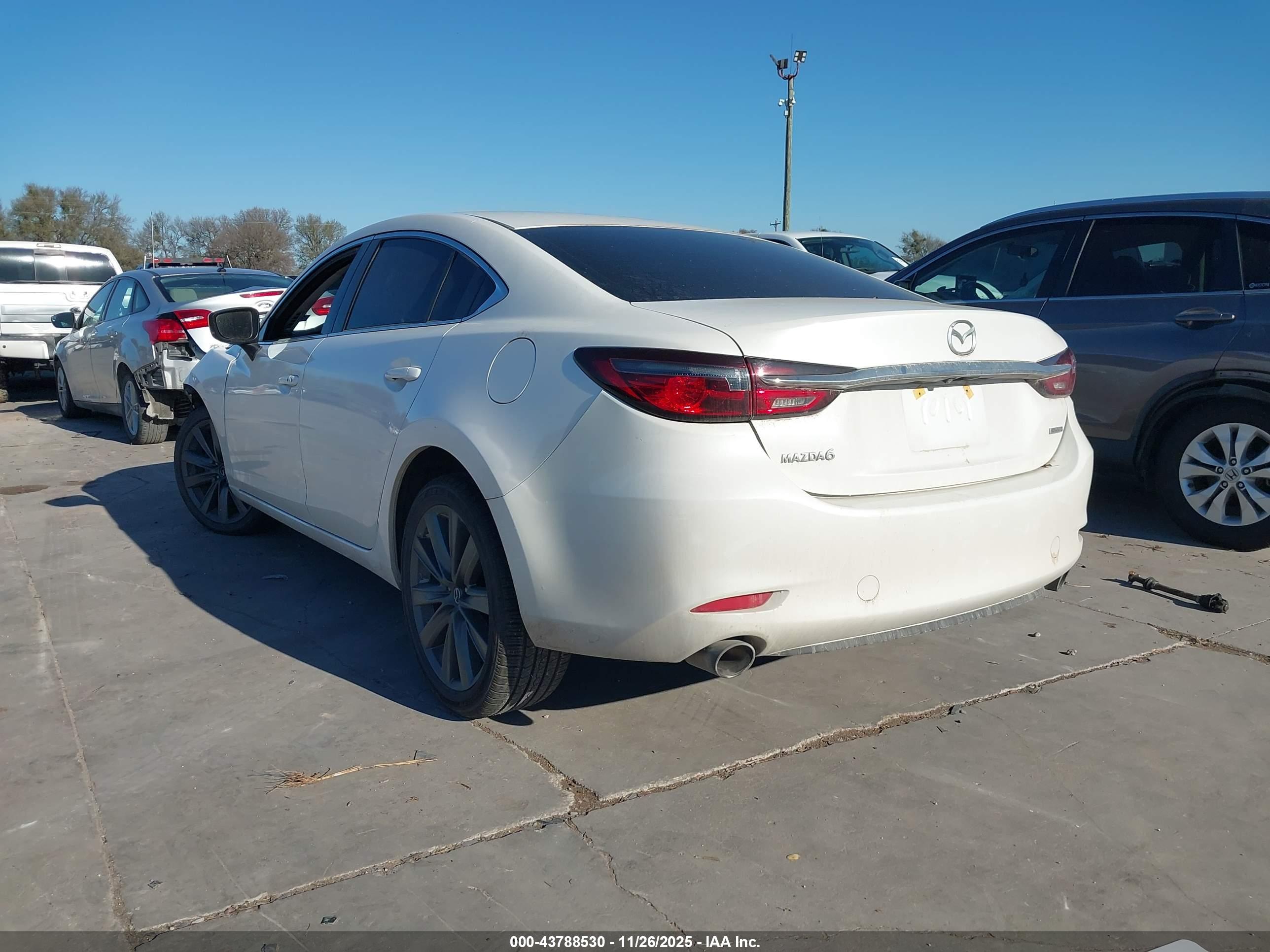 MAZDA MAZDA6 image 3