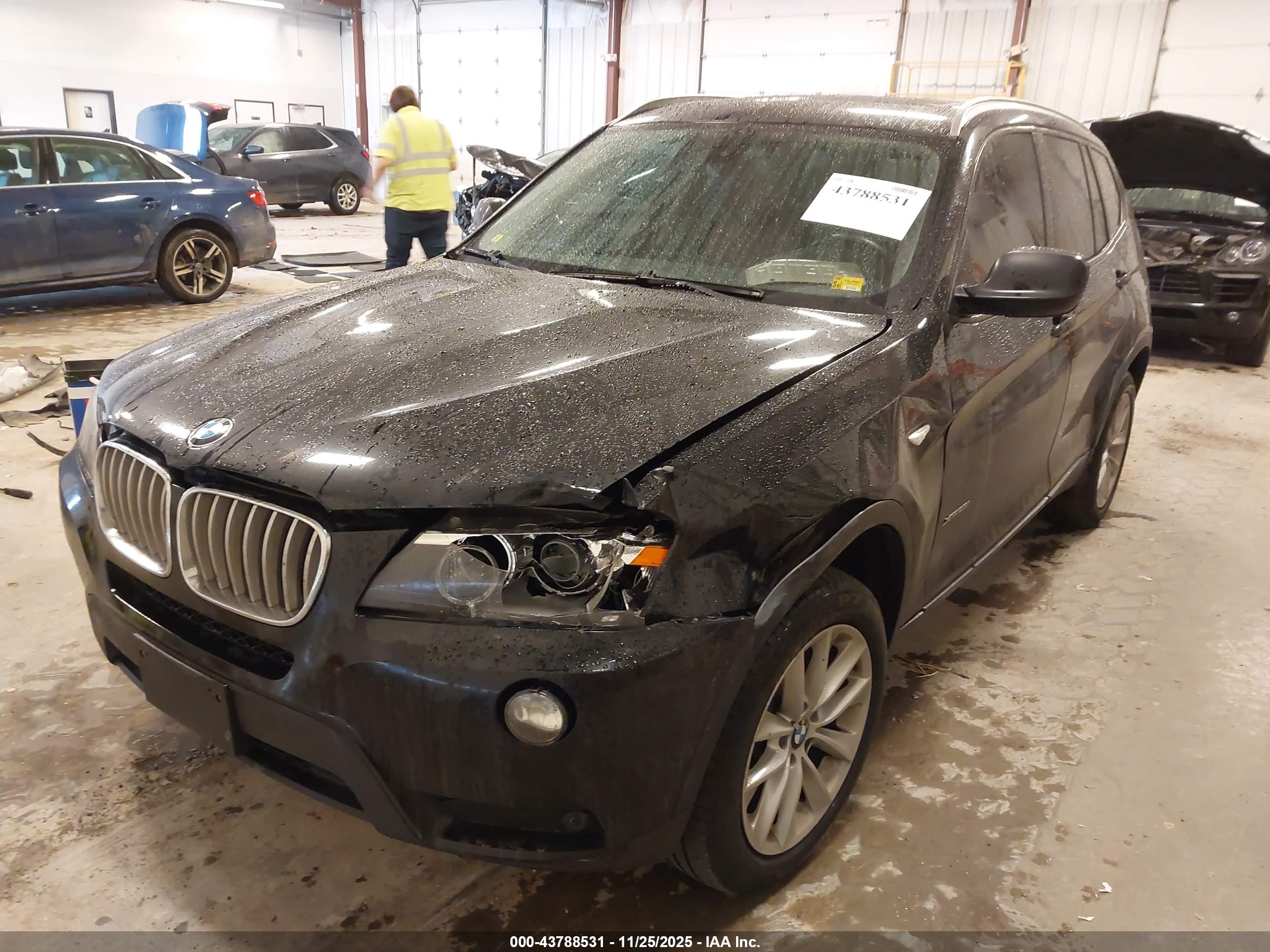 BMW X3 image 2