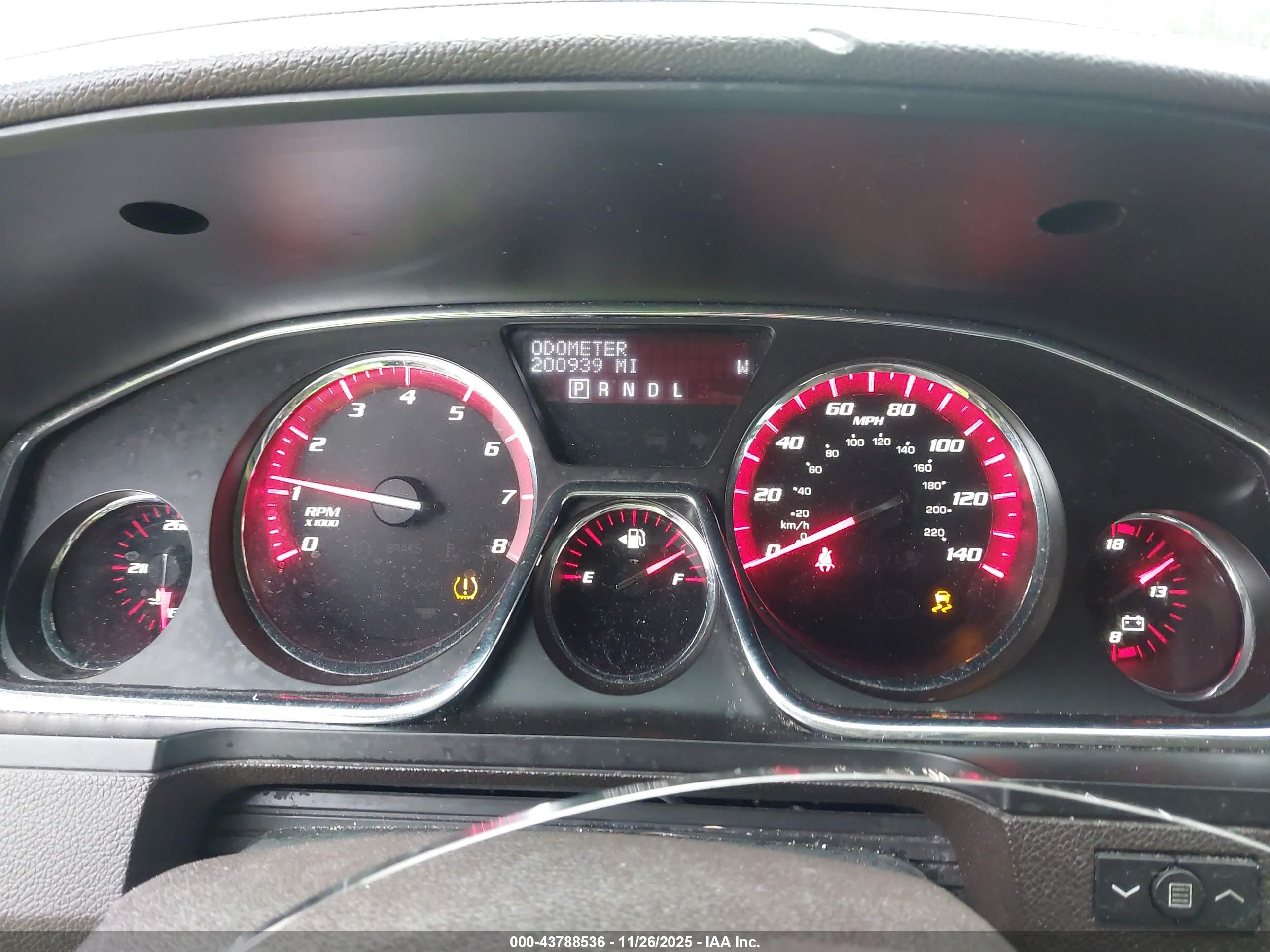 GMC ACADIA image 7