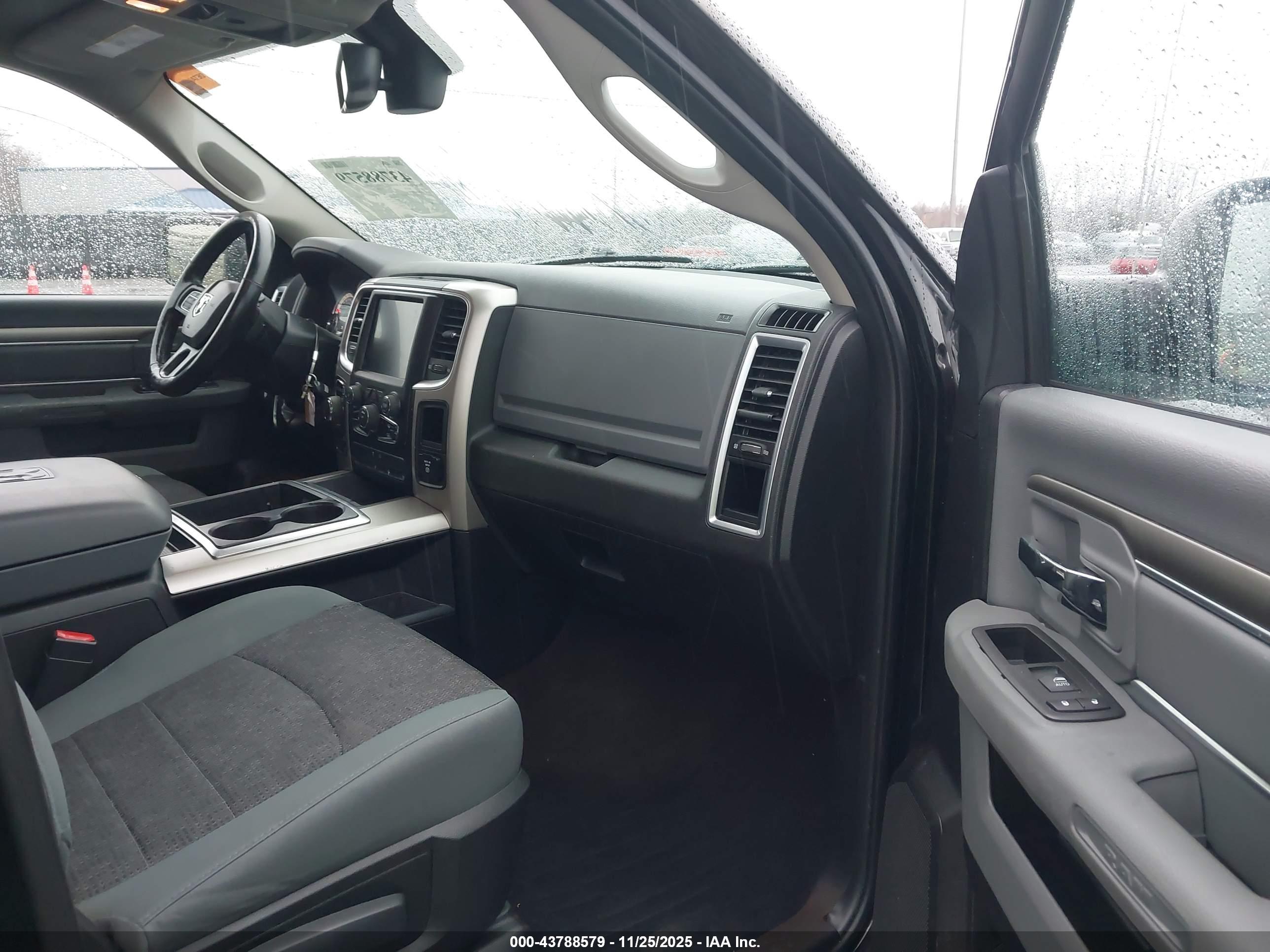 RAM 1500 image 5