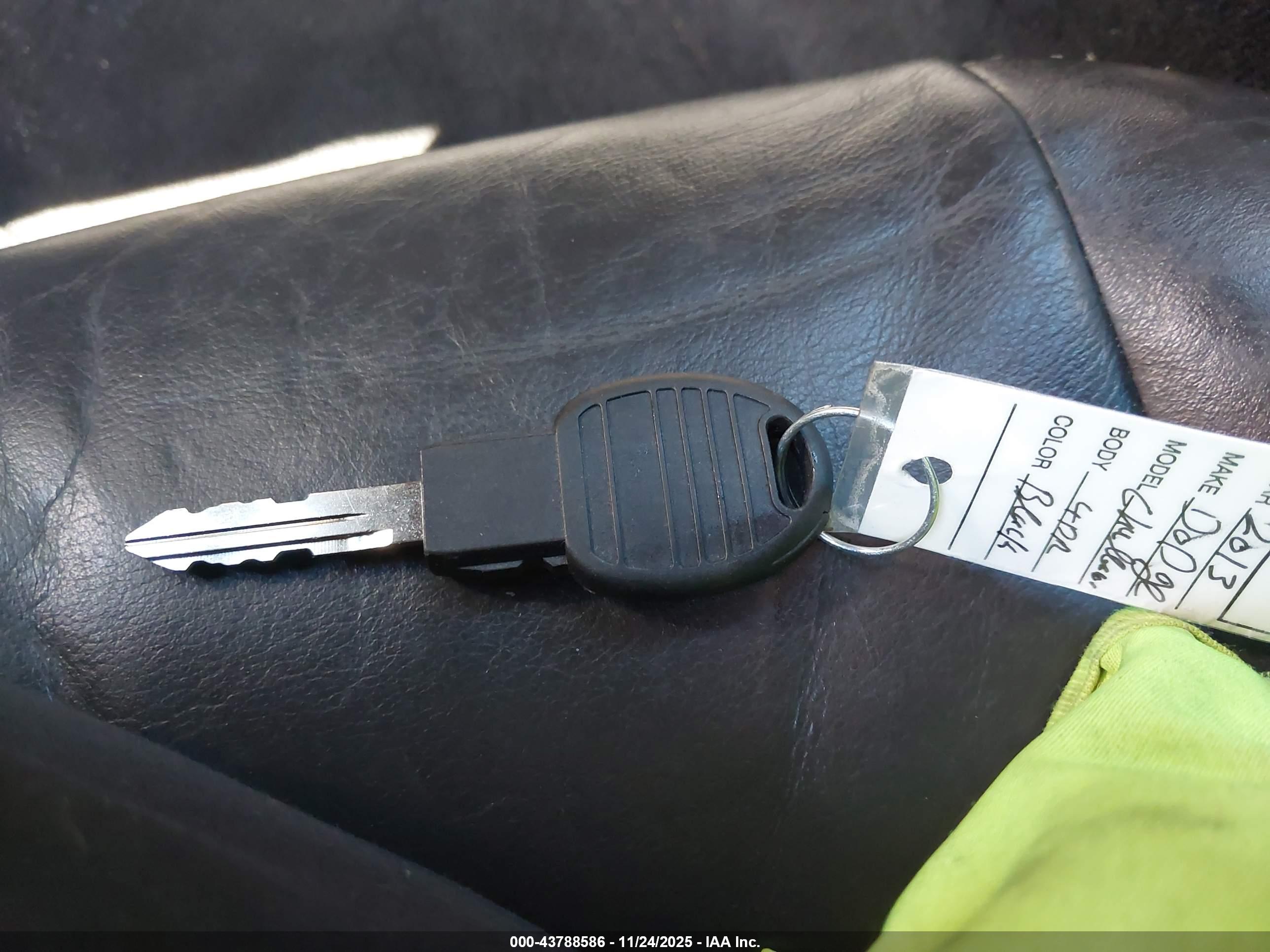 DODGE CHALLENGER image 11
