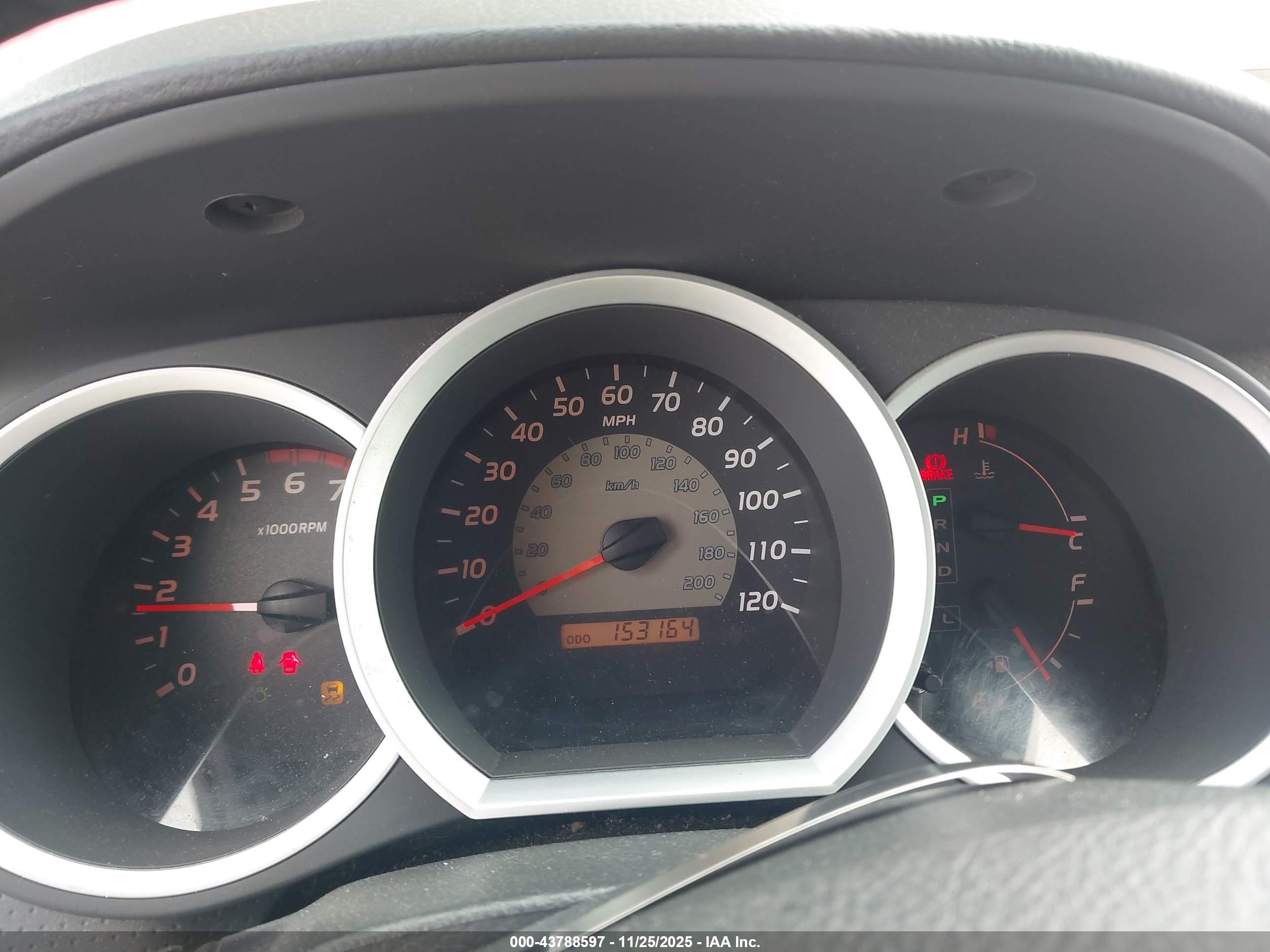 TOYOTA TACOMA image 7