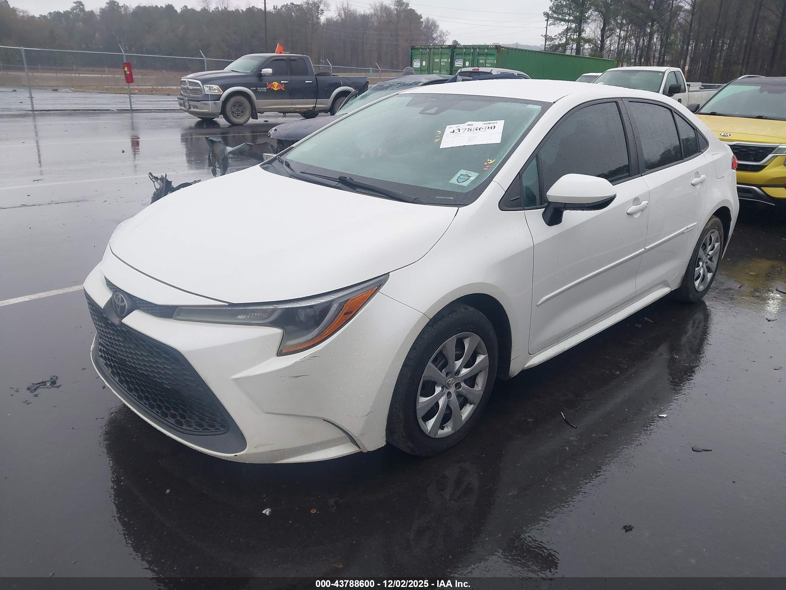 TOYOTA COROLLA image 2