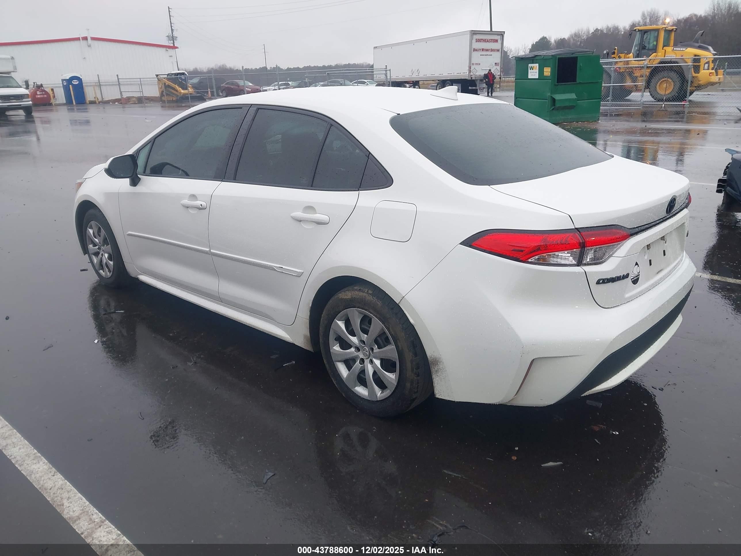 TOYOTA COROLLA image 3