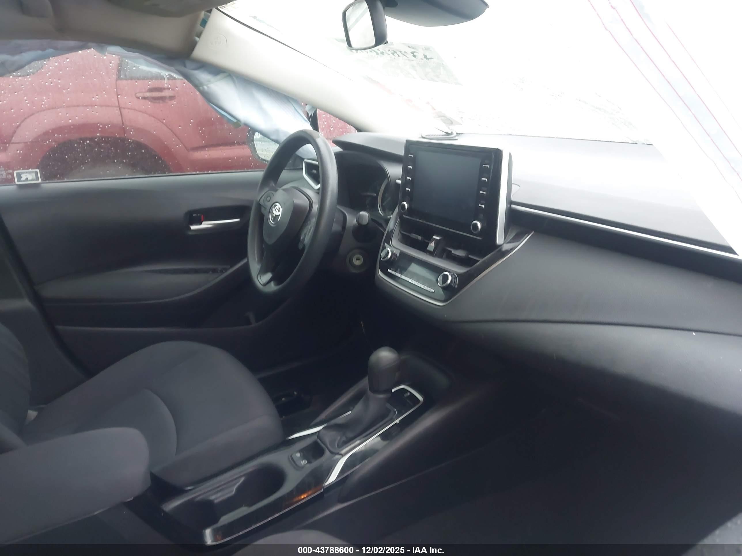 TOYOTA COROLLA image 5
