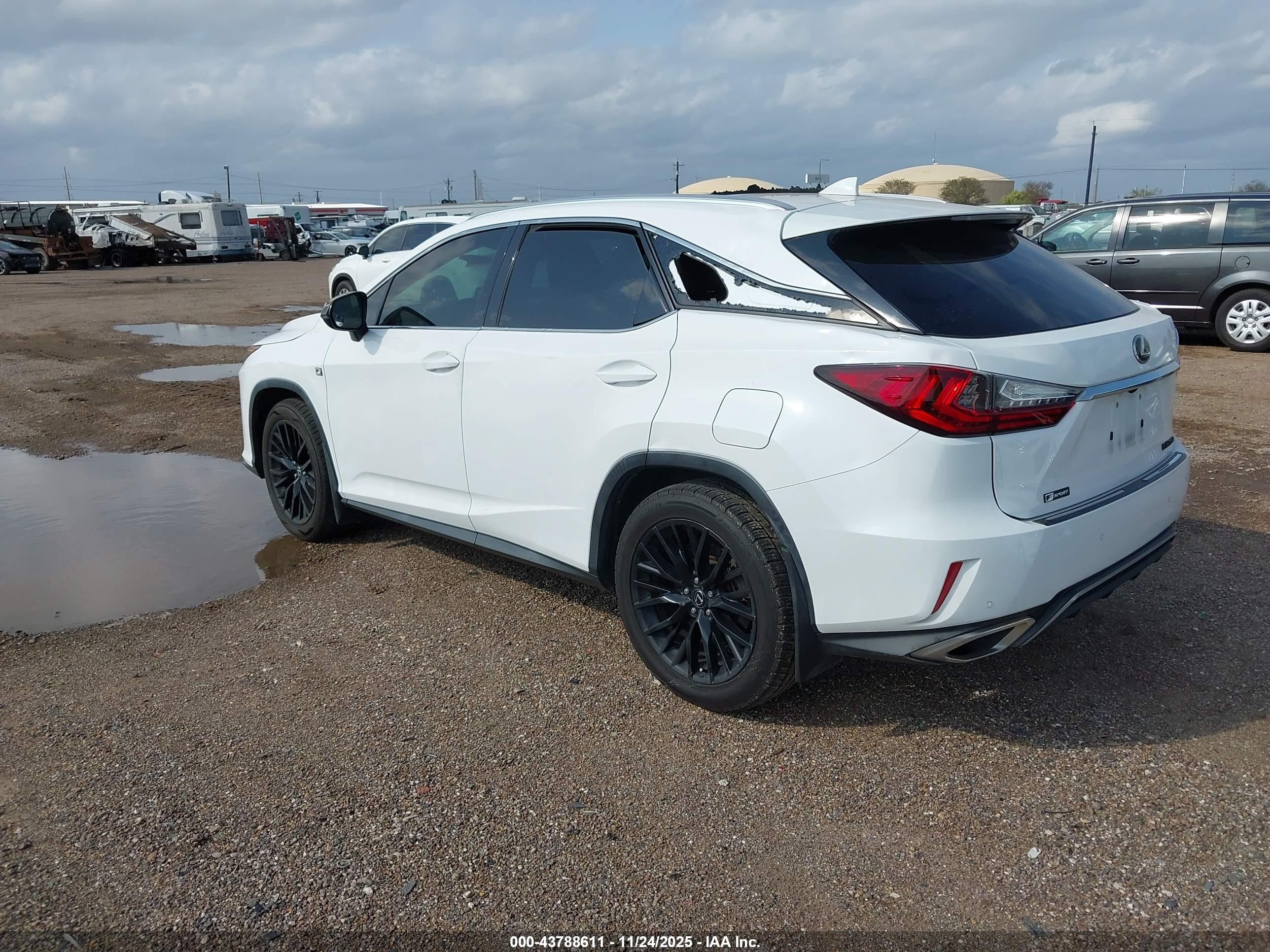 LEXUS RX image 3