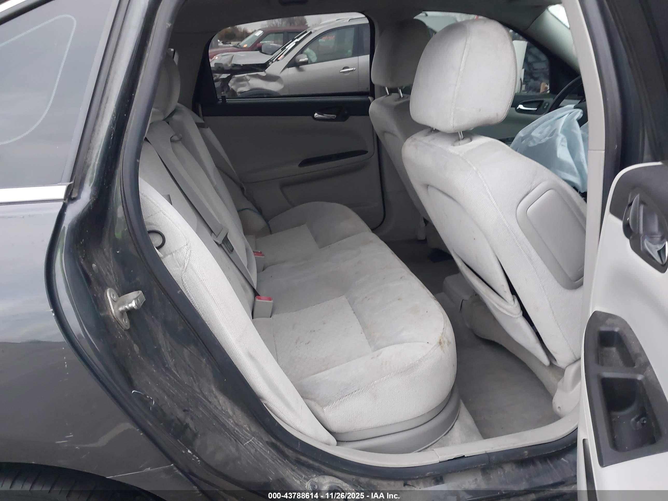 CHEVROLET IMPALA image 8