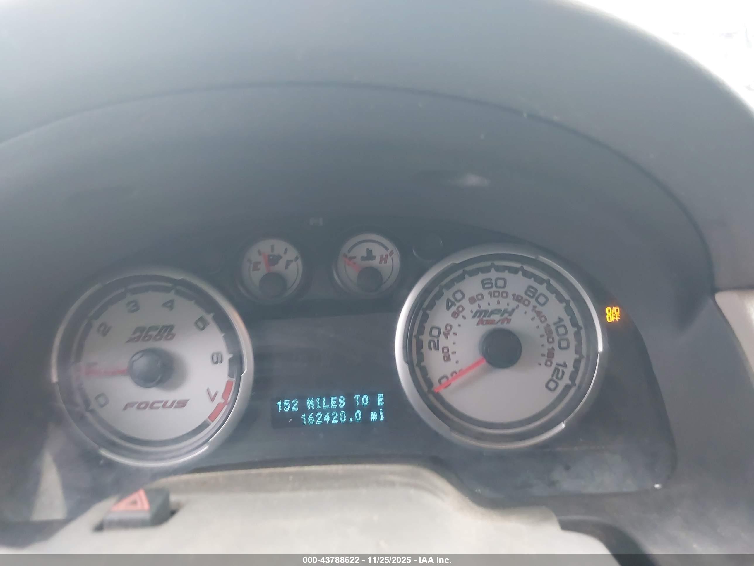 FORD FOCUS image 7