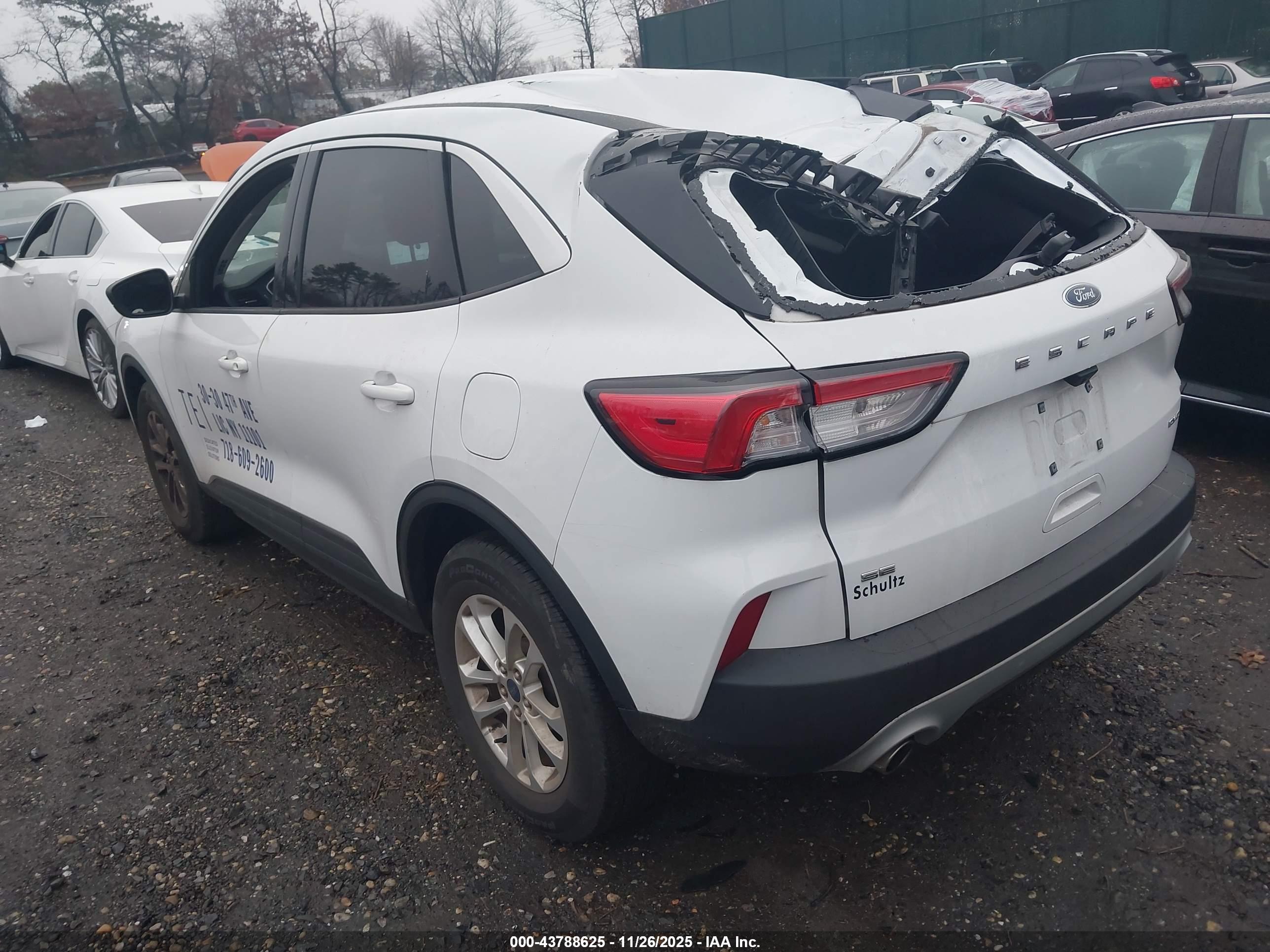 FORD ESCAPE image 3