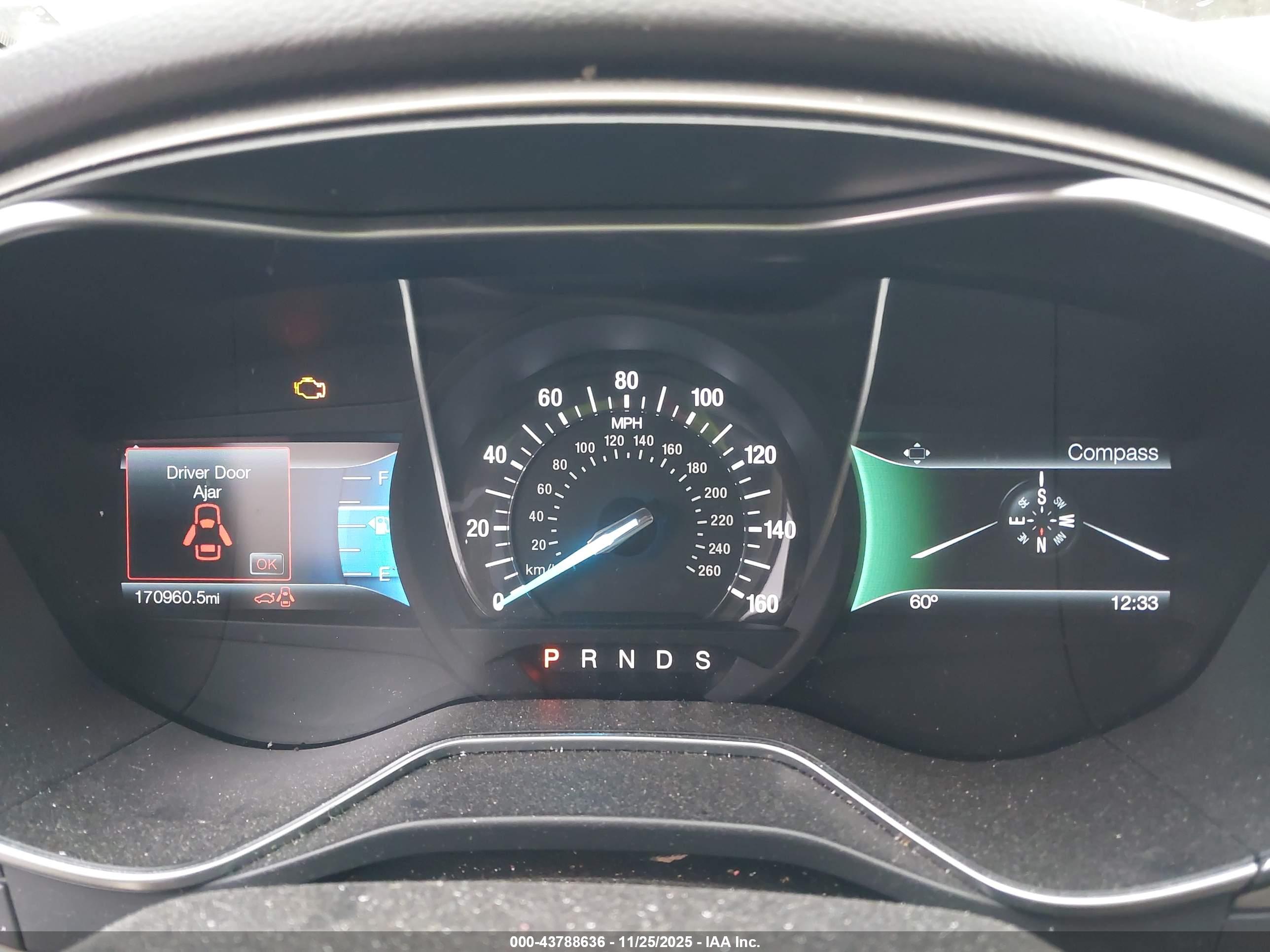 FORD FUSION image 7