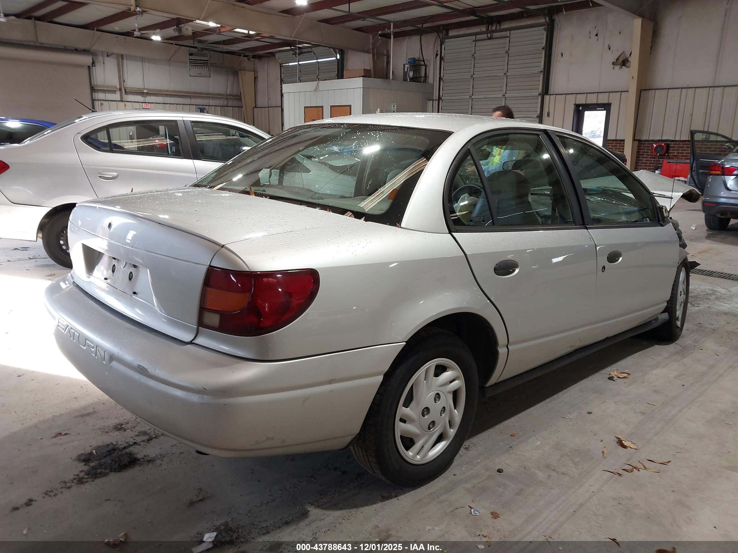 SATURN S-SERIES image 4