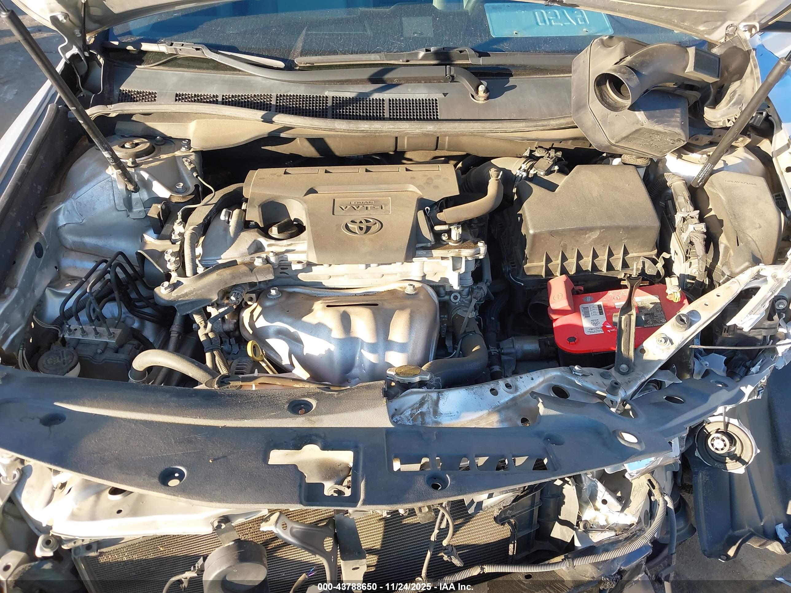 TOYOTA CAMRY image 10