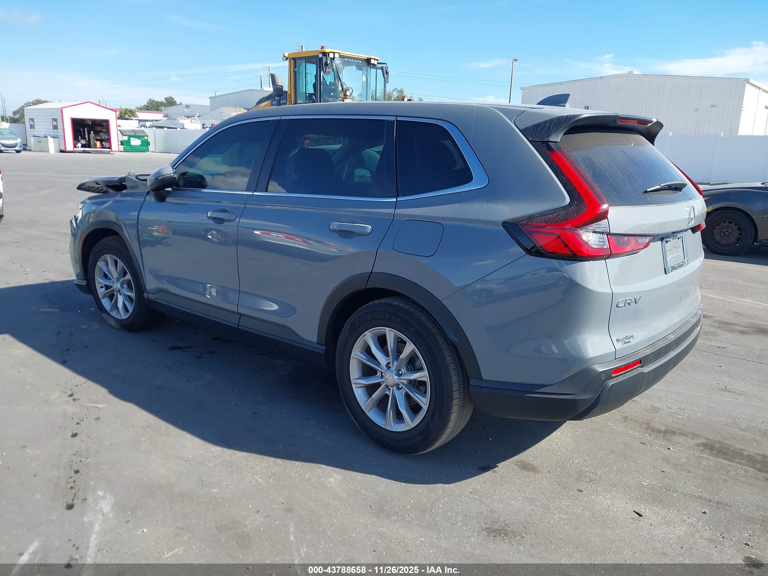 HONDA CR-V image 3