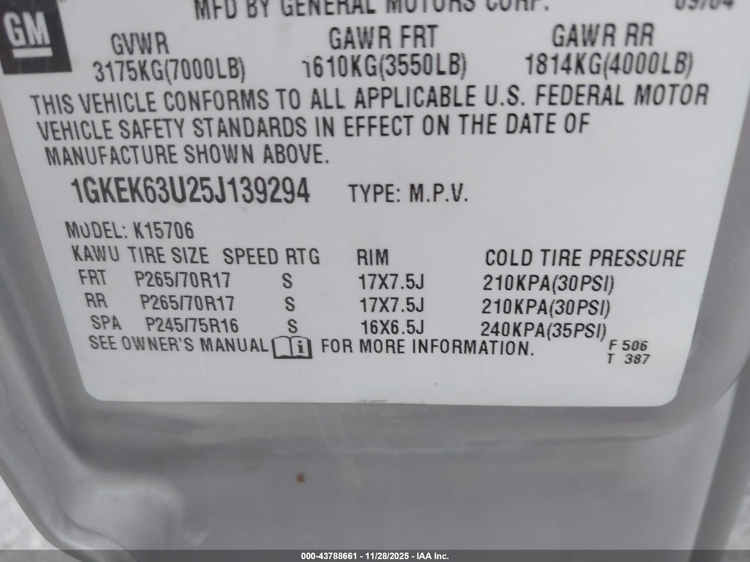 GMC YUKON image 9