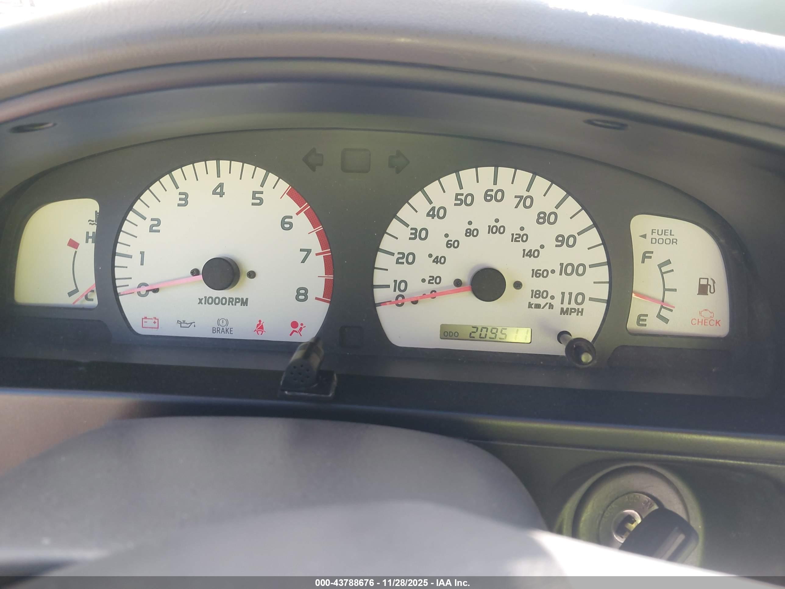 TOYOTA TACOMA image 7