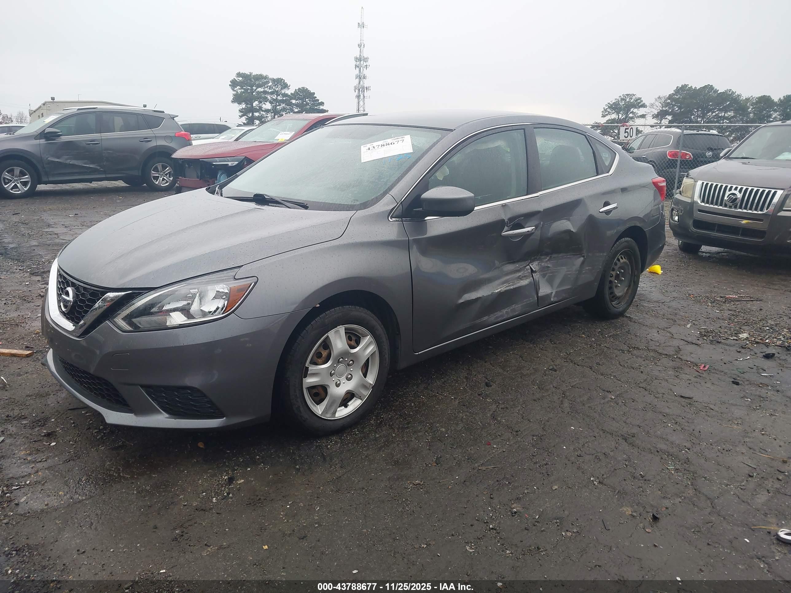NISSAN SENTRA image 2