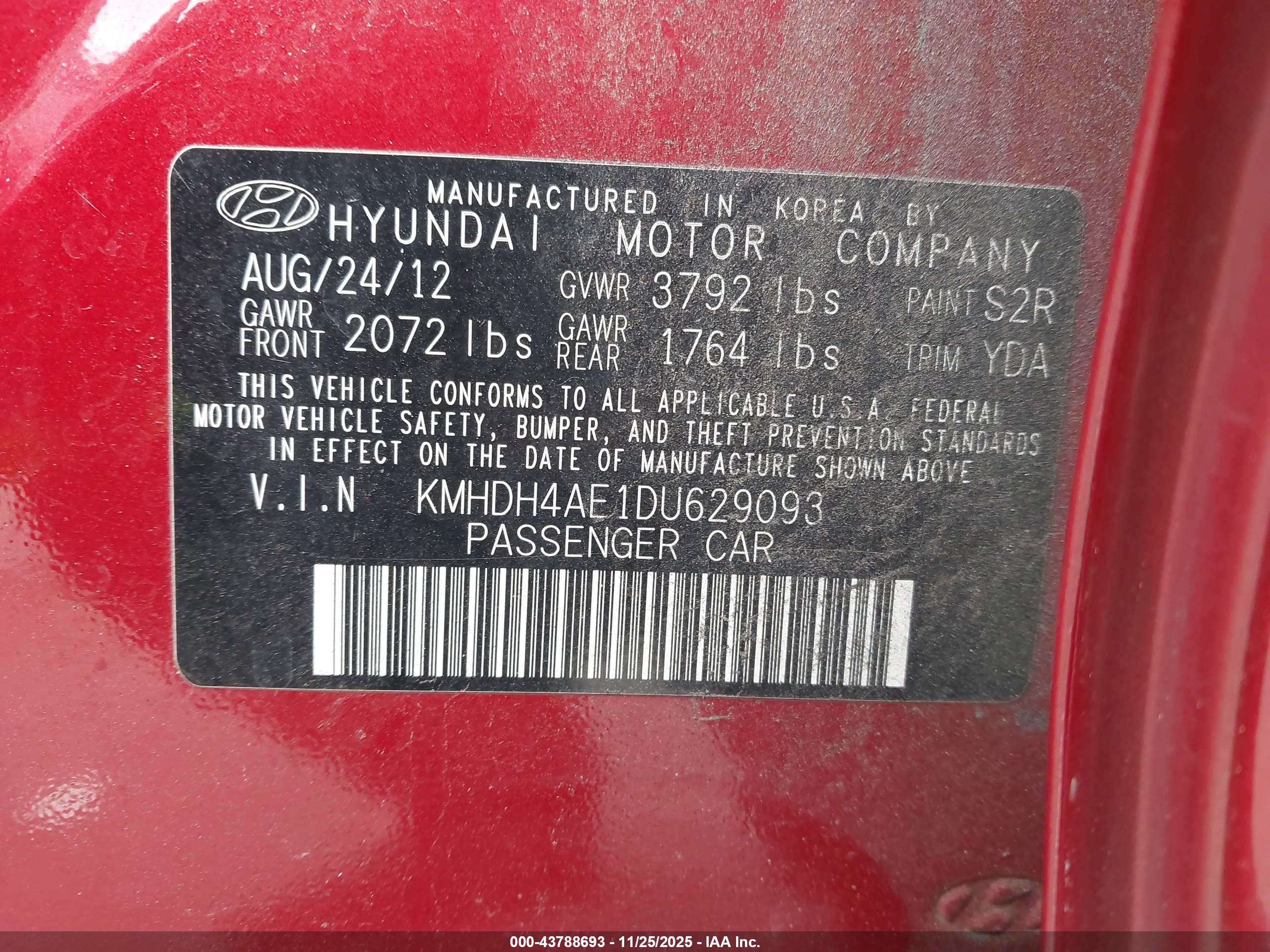 HYUNDAI ELANTRA image 9