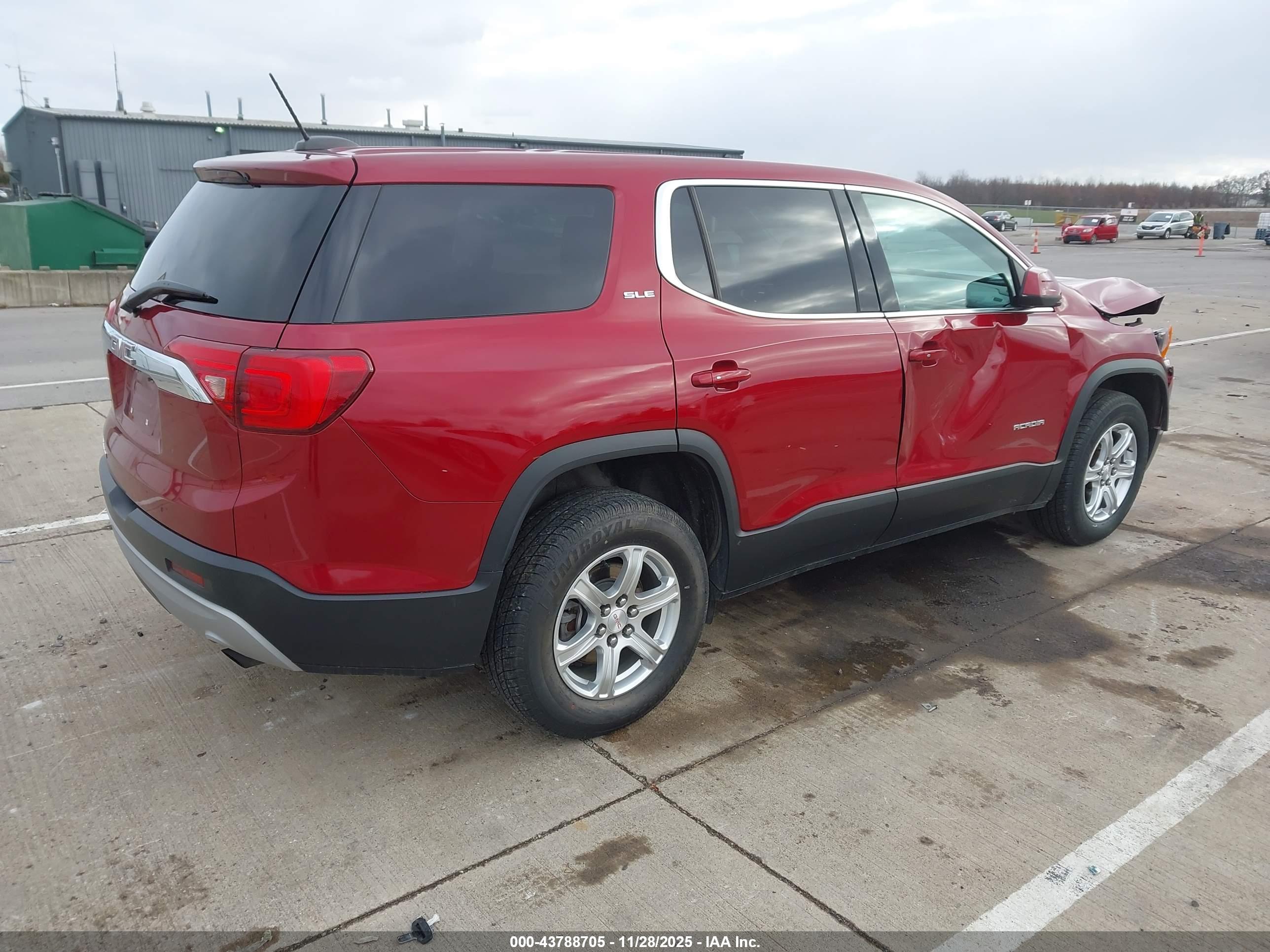 GMC ACADIA image 4