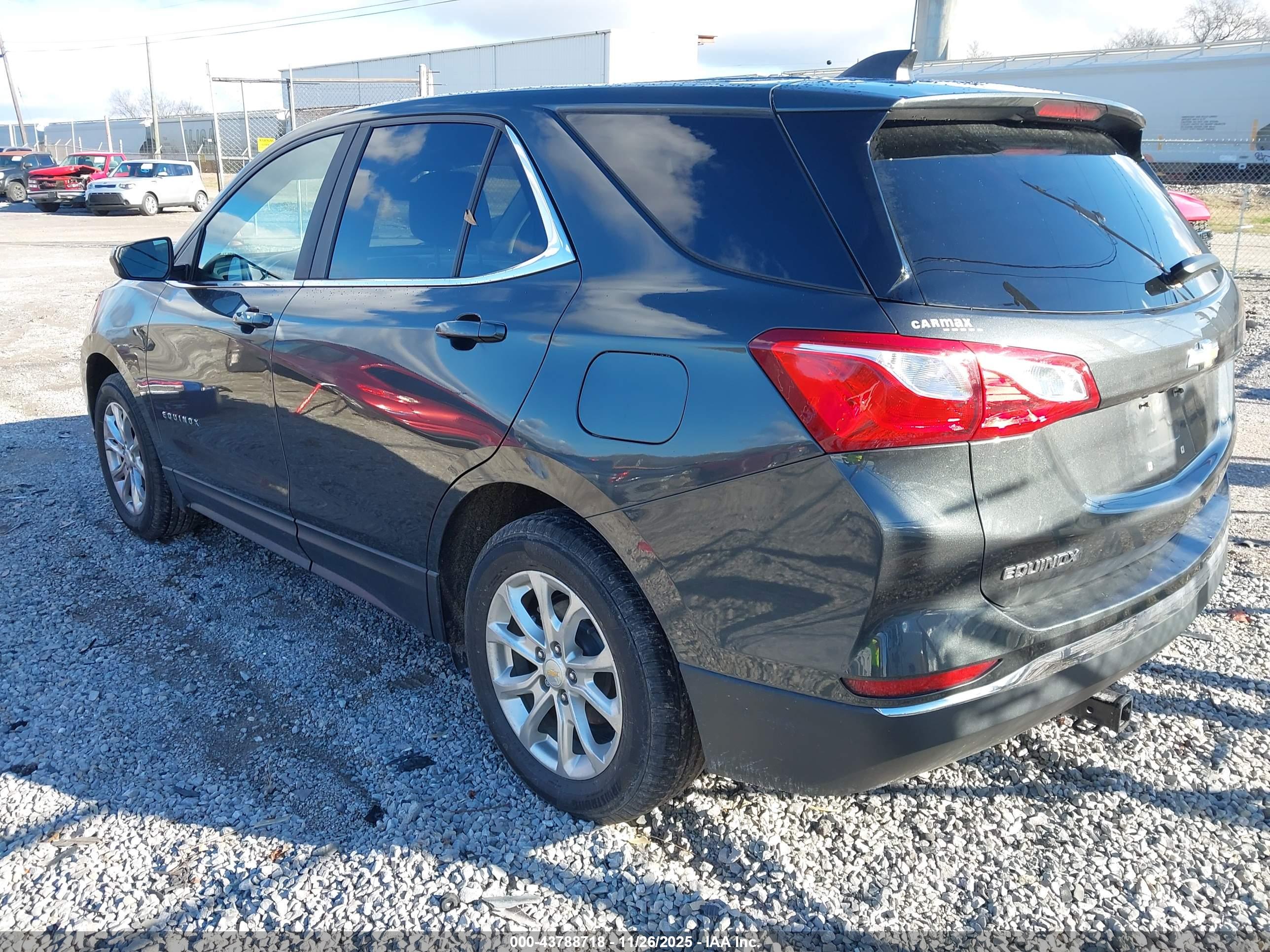 CHEVROLET EQUINOX image 3