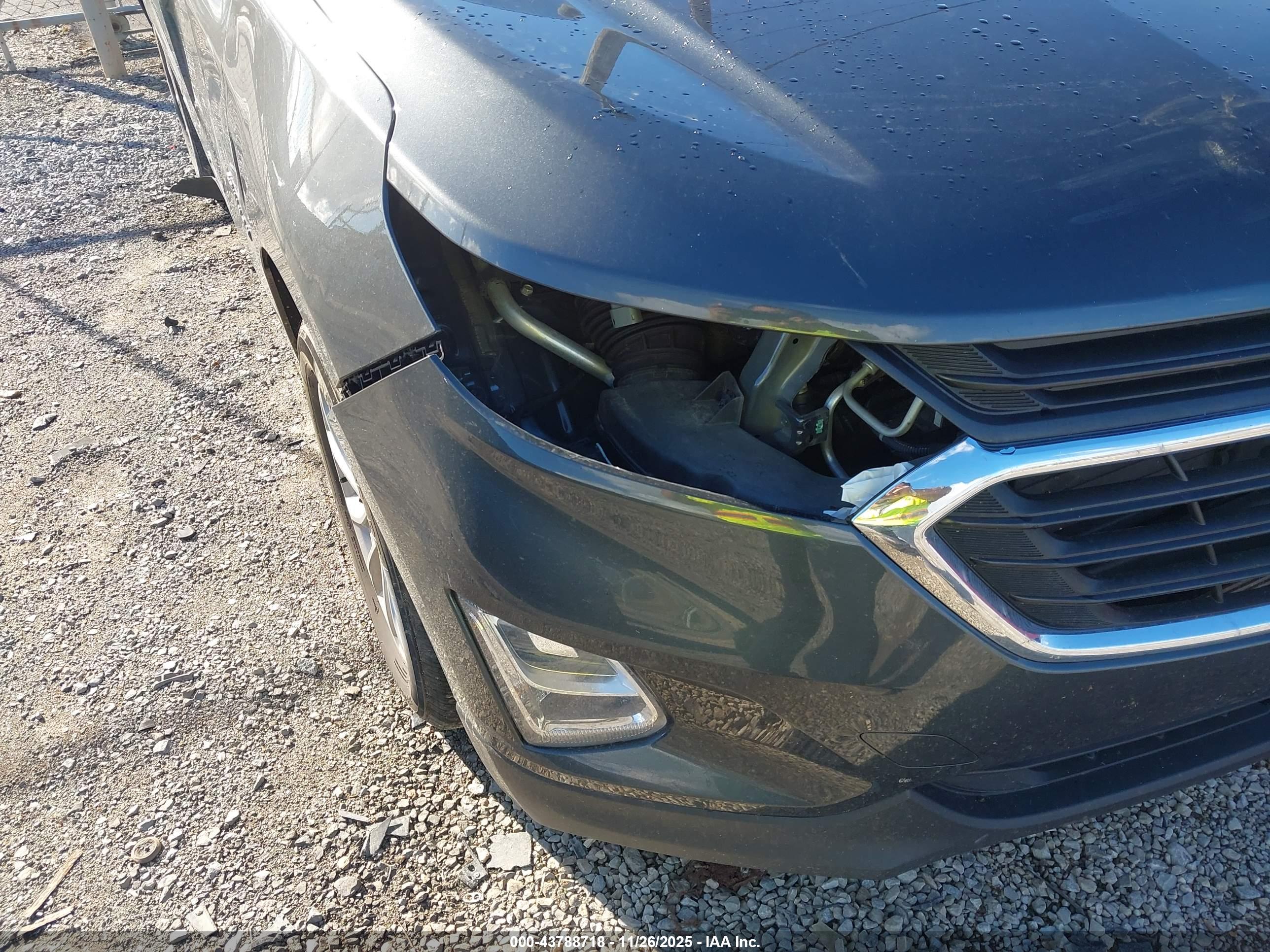 CHEVROLET EQUINOX image 6