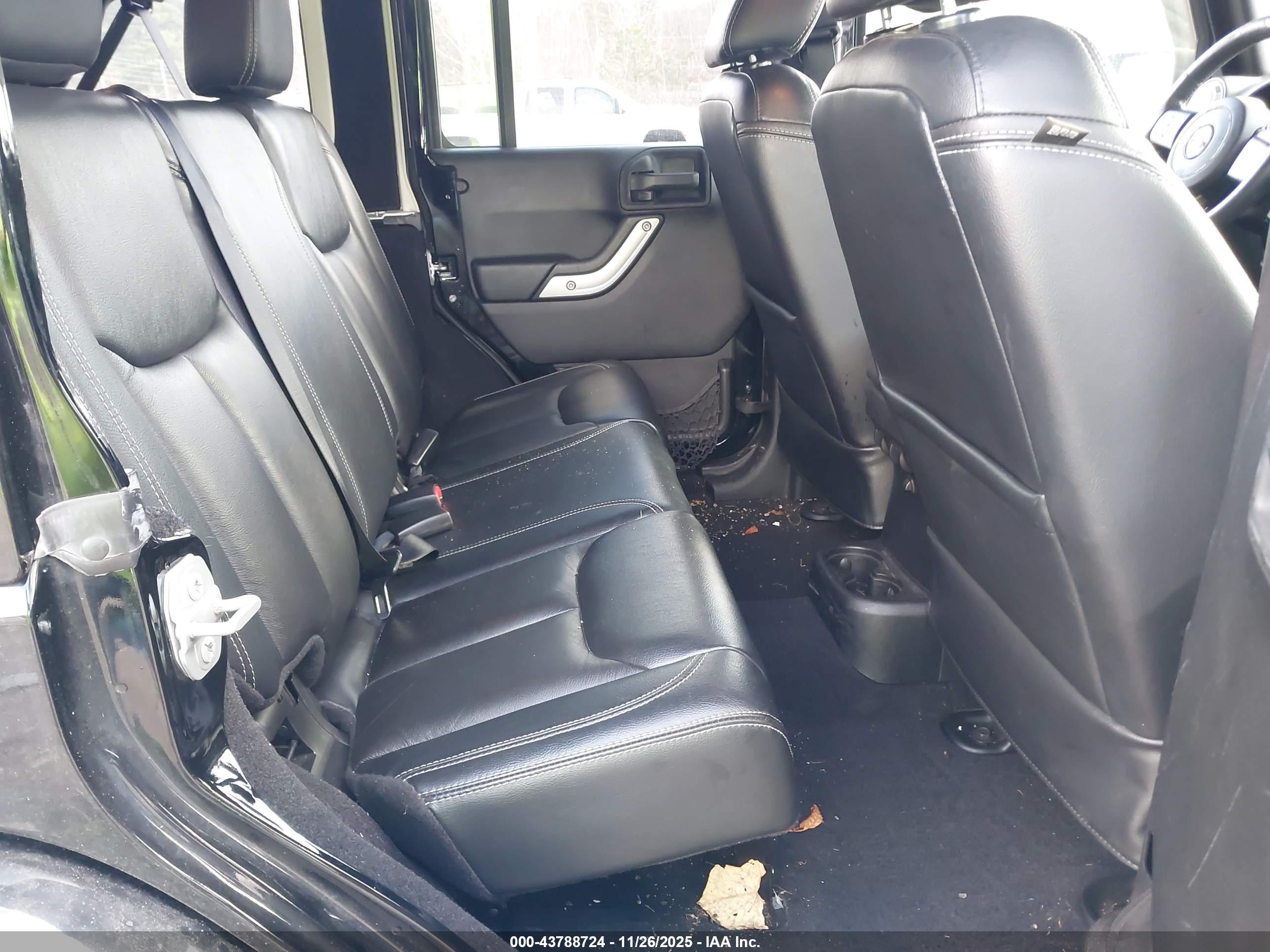 JEEP WRANGLER image 8