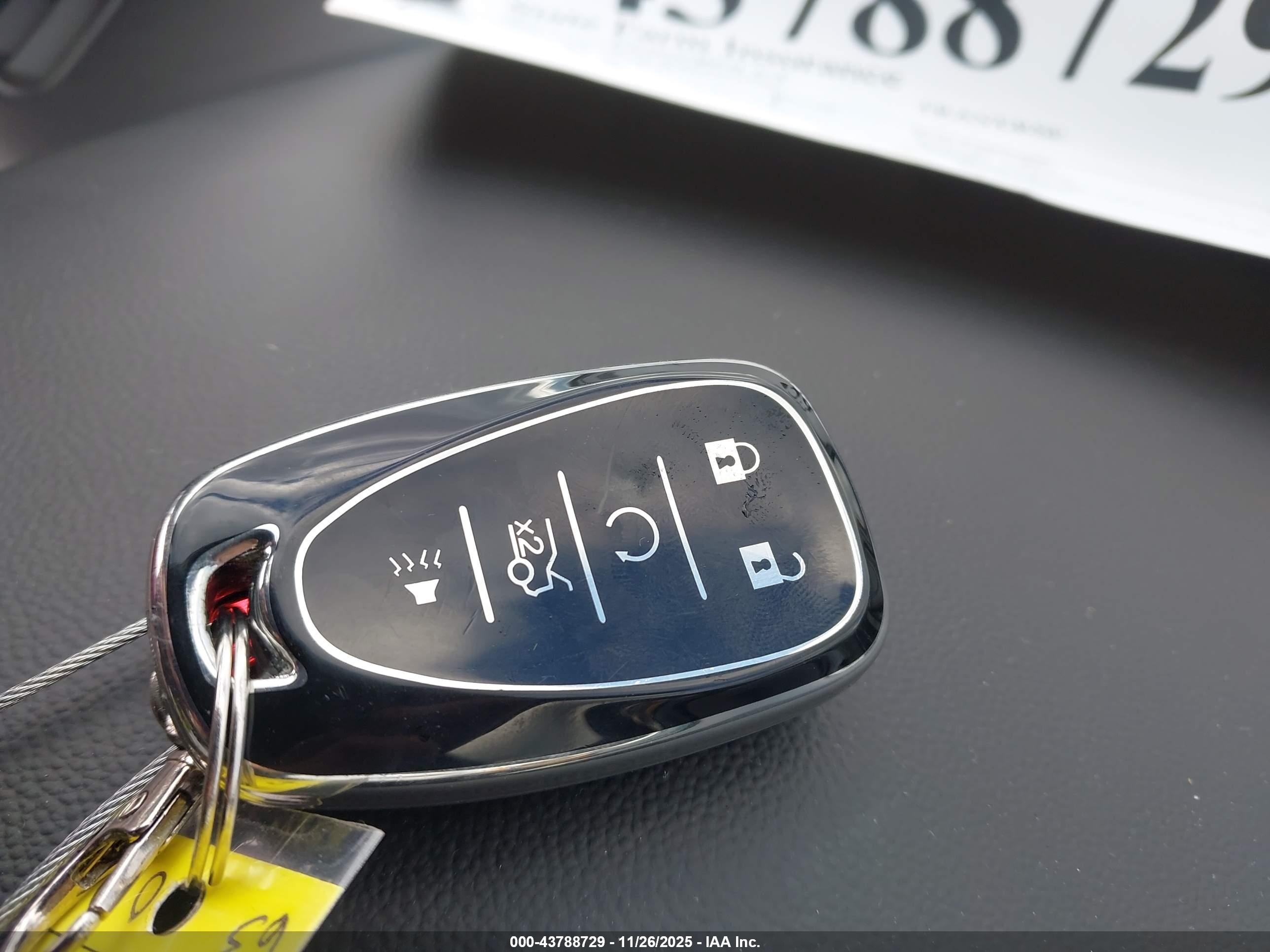 CHEVROLET TRAVERSE image 11