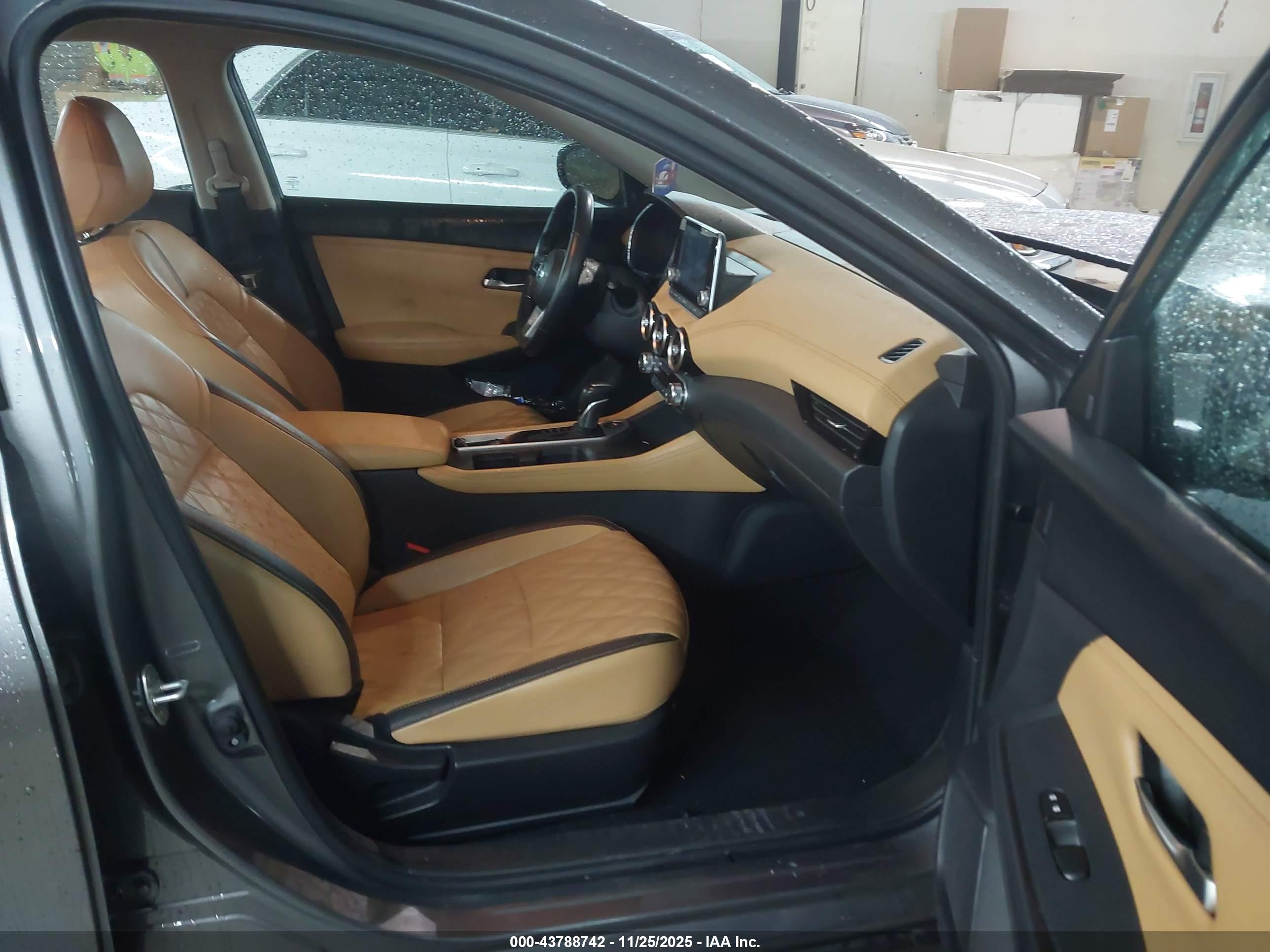 NISSAN SENTRA image 5