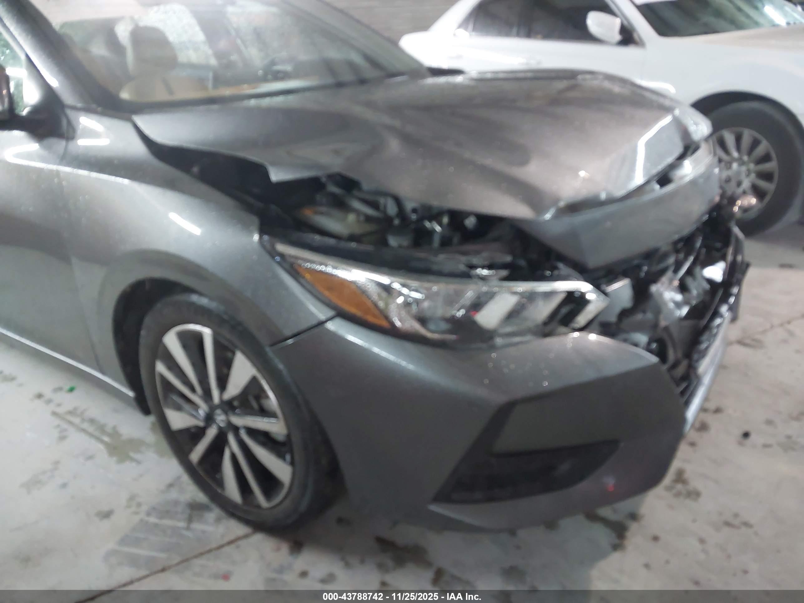NISSAN SENTRA image 6