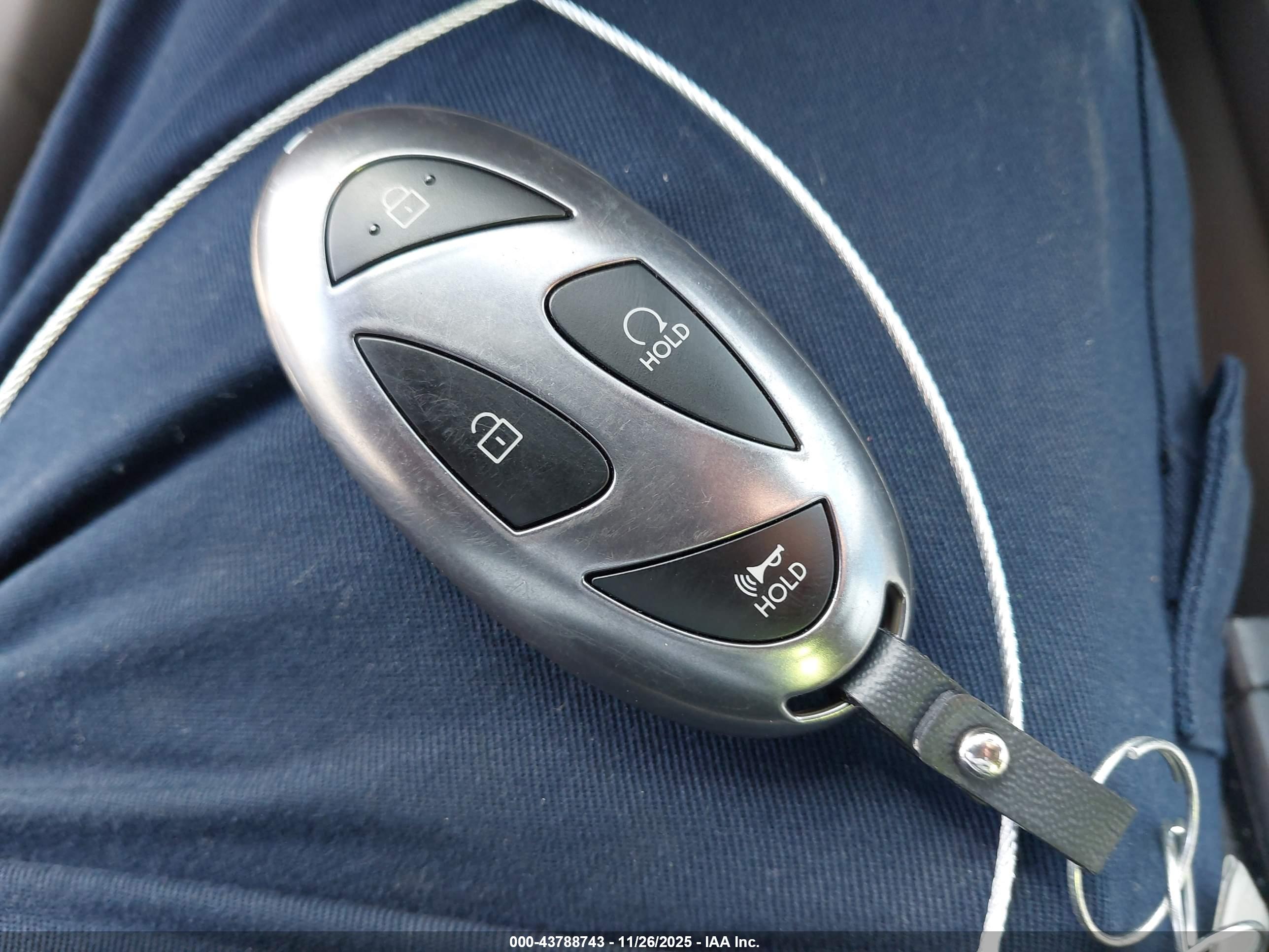 HYUNDAI ELANTRA image 11