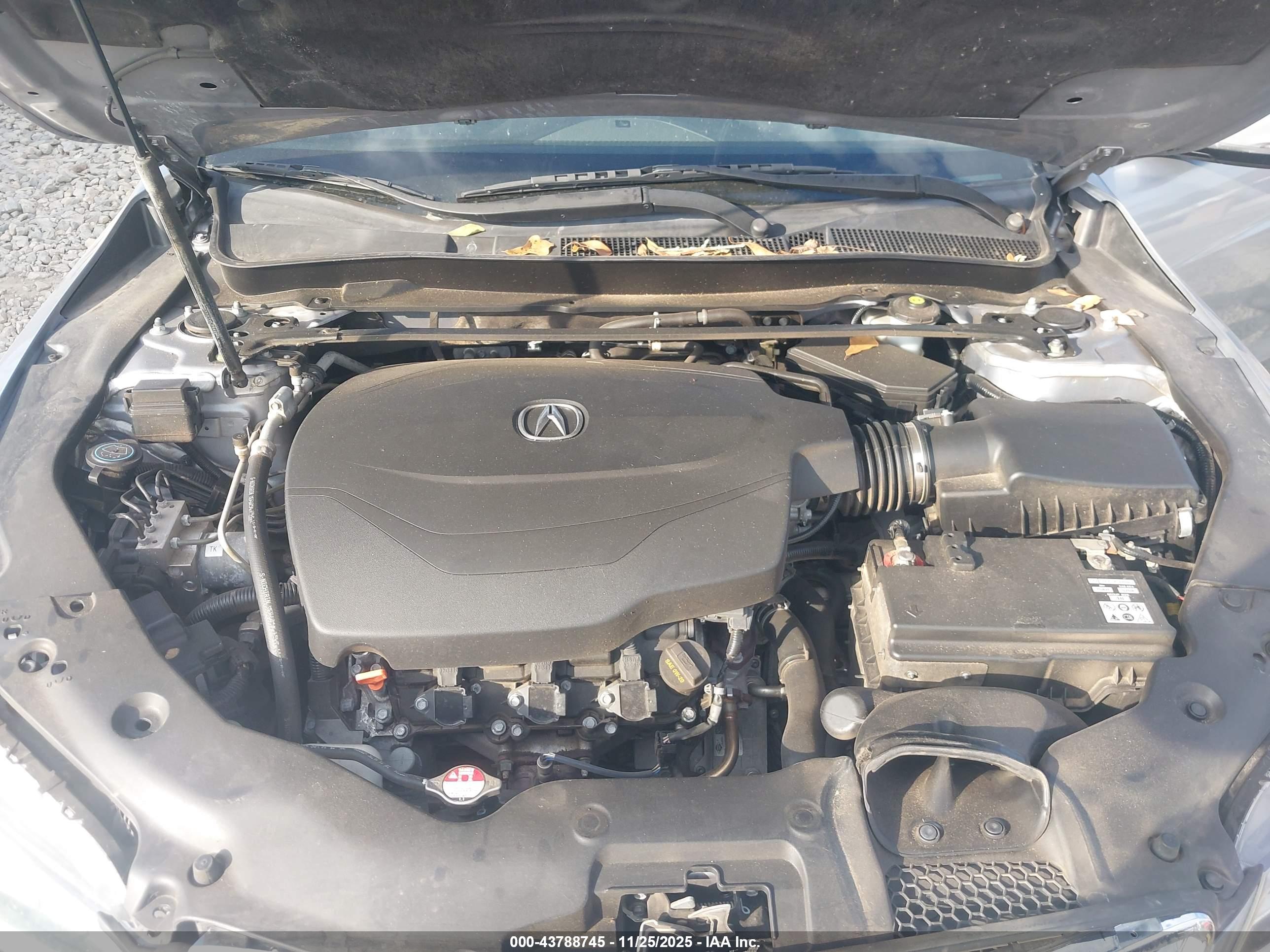 ACURA TLX image 10