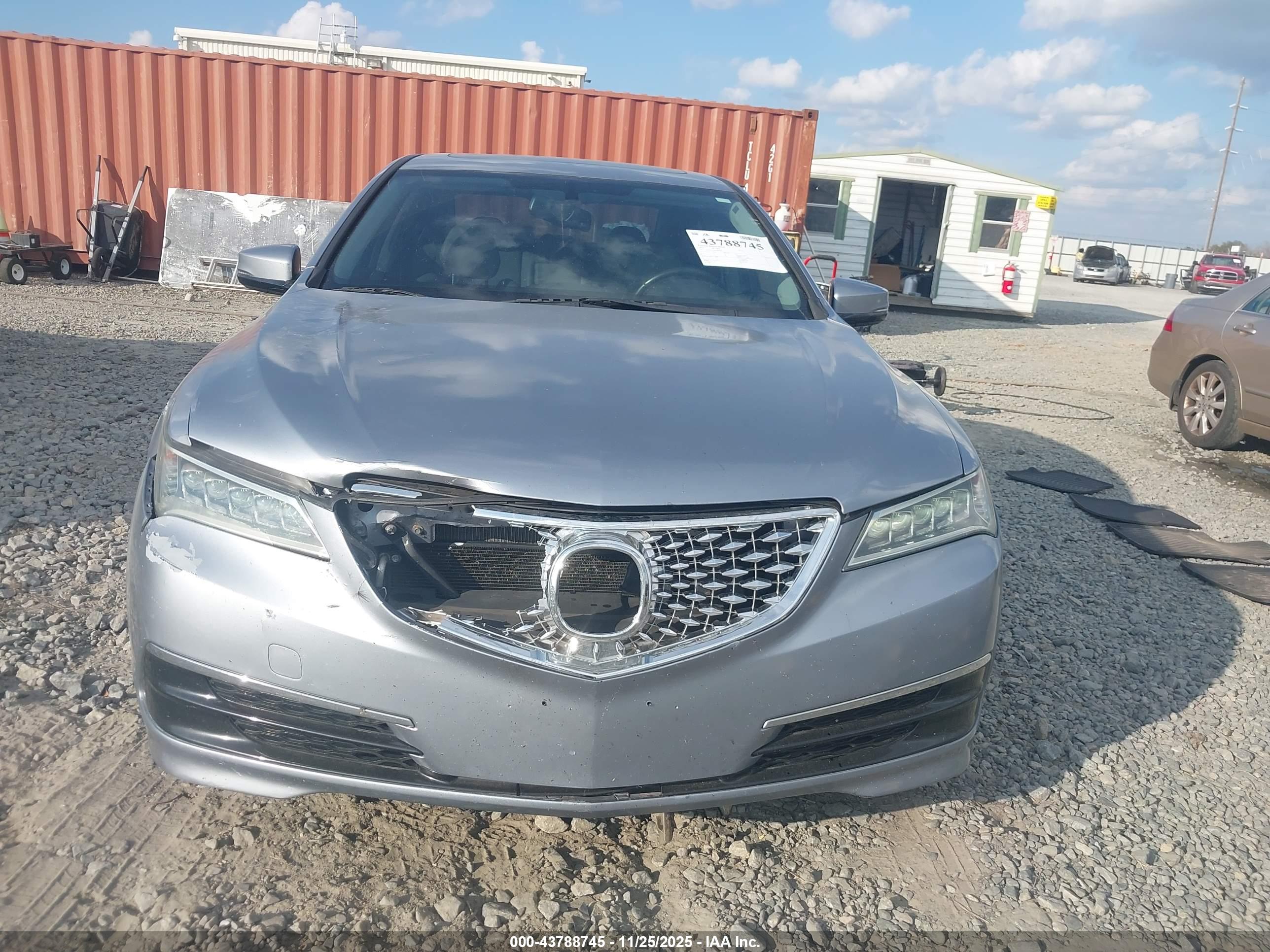 ACURA TLX image 6