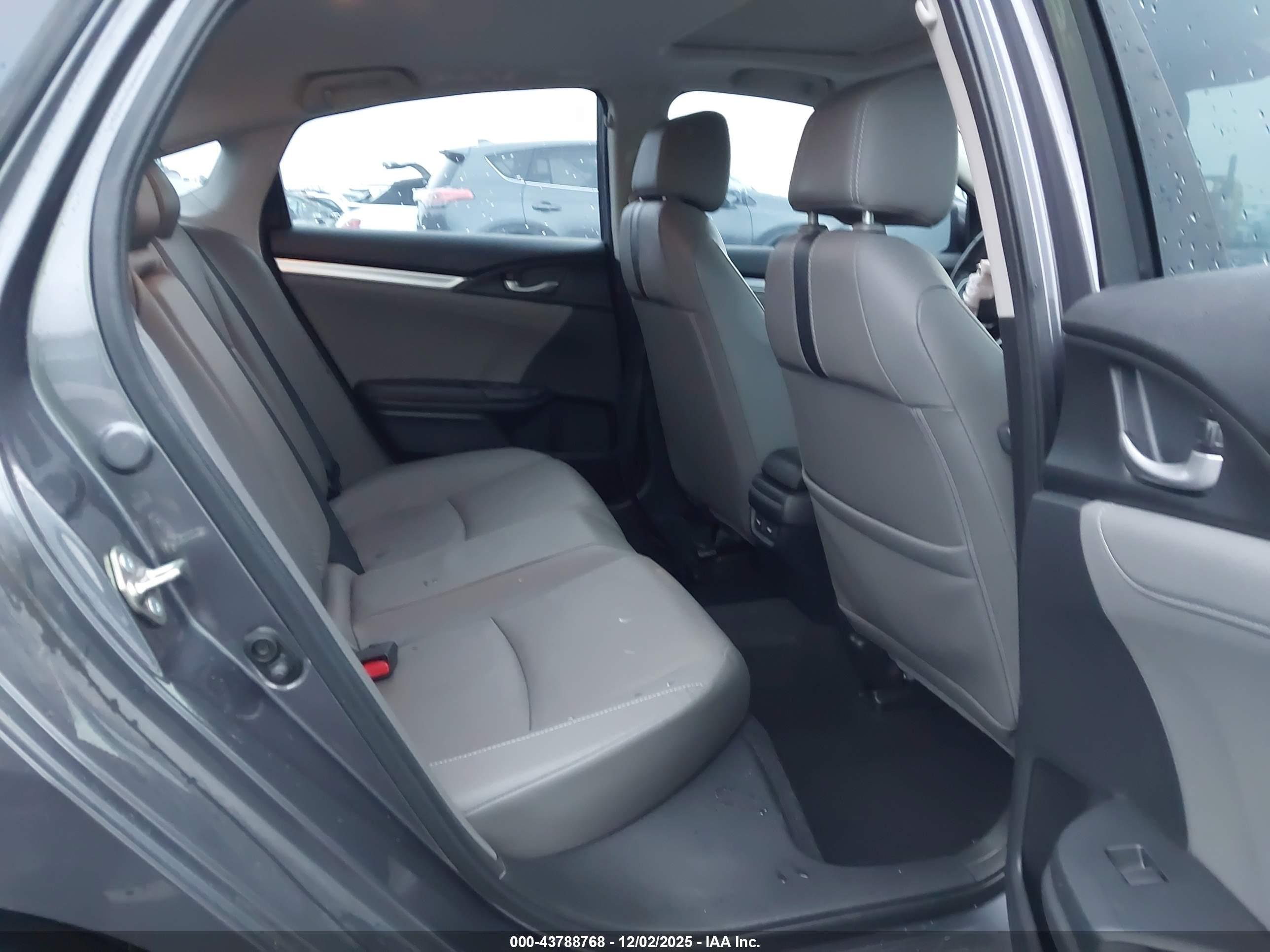 HONDA CIVIC image 8