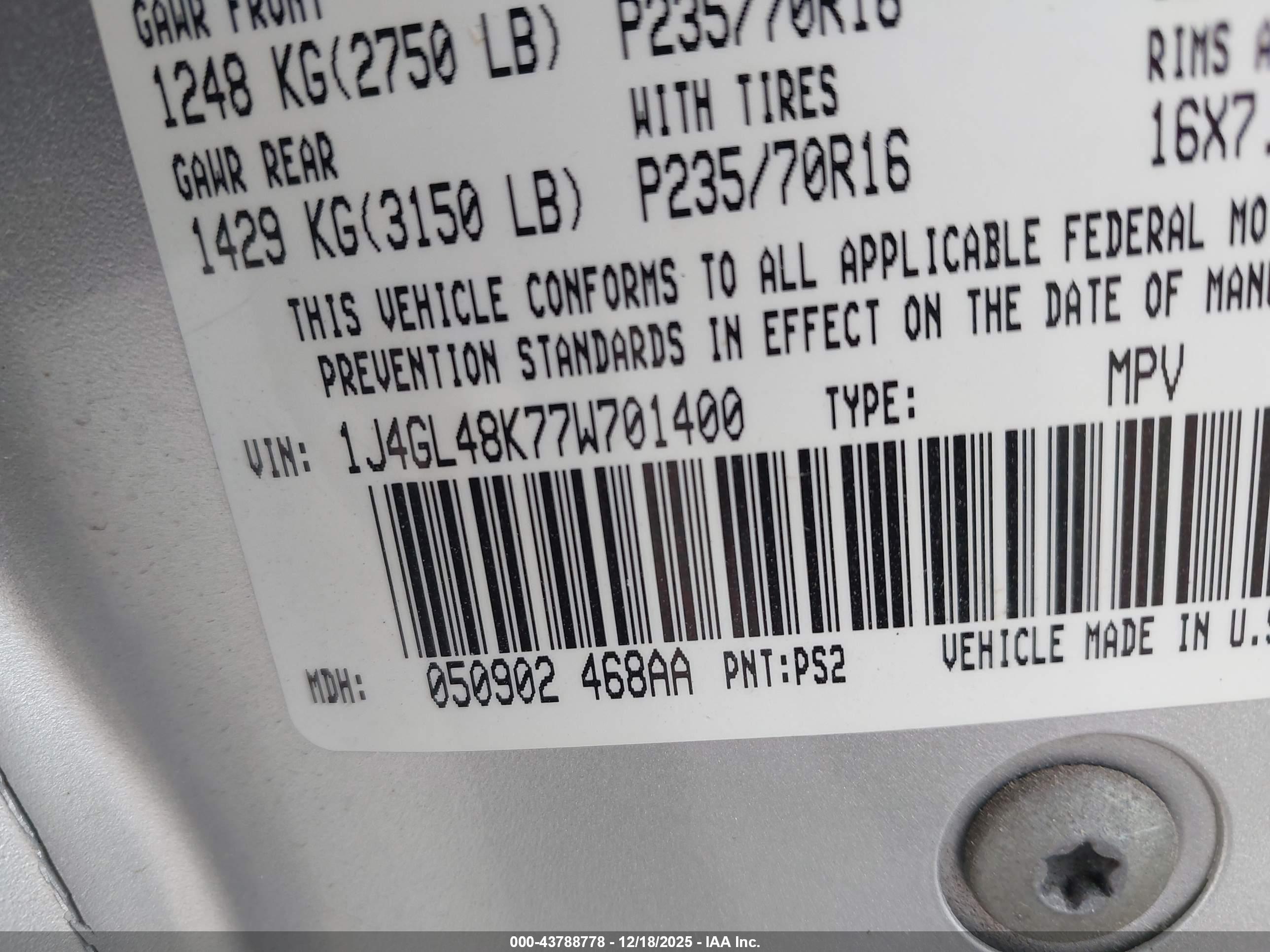 JEEP LIBERTY image 9