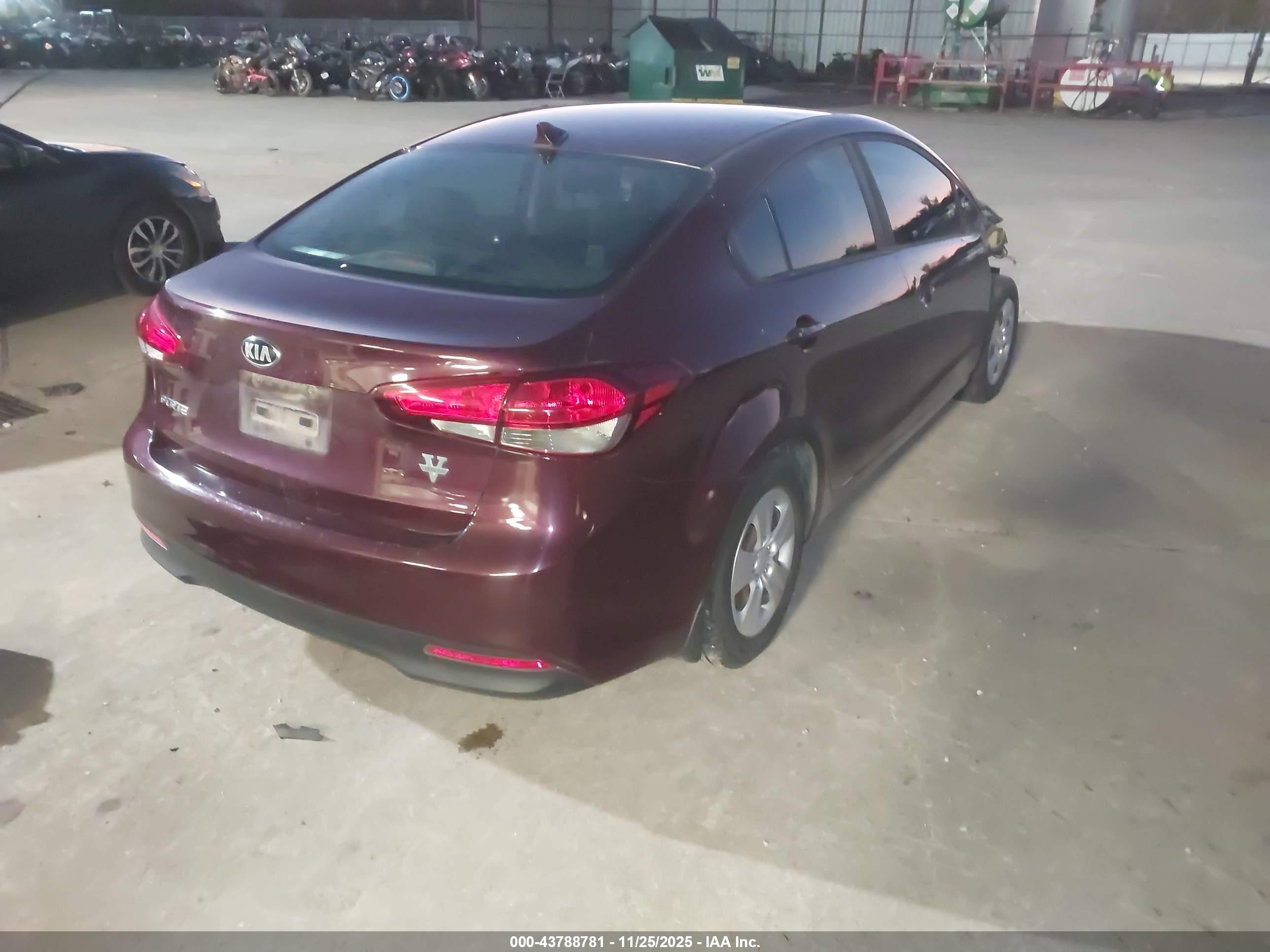 KIA FORTE image 4