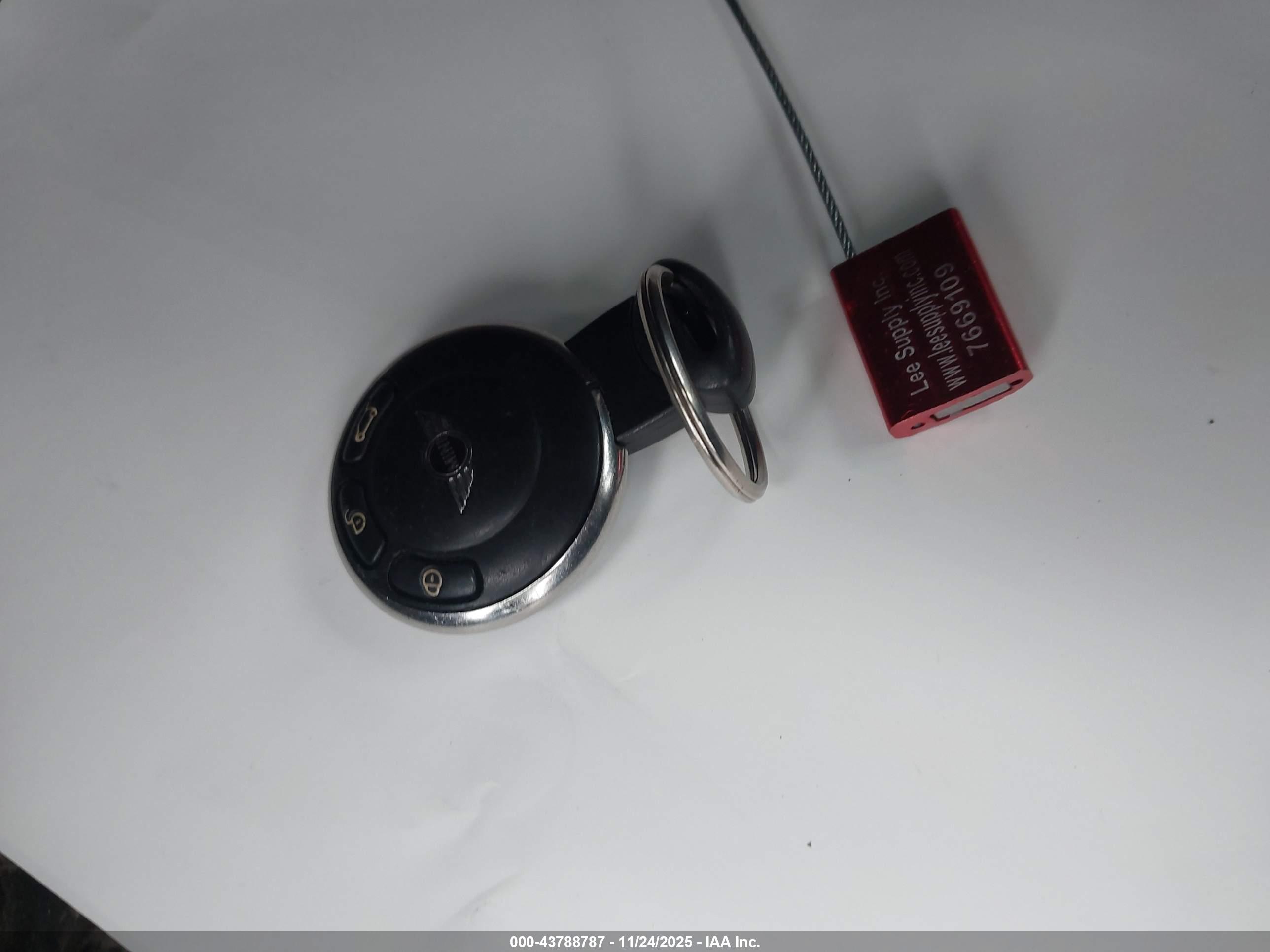 MINI COOPER image 11