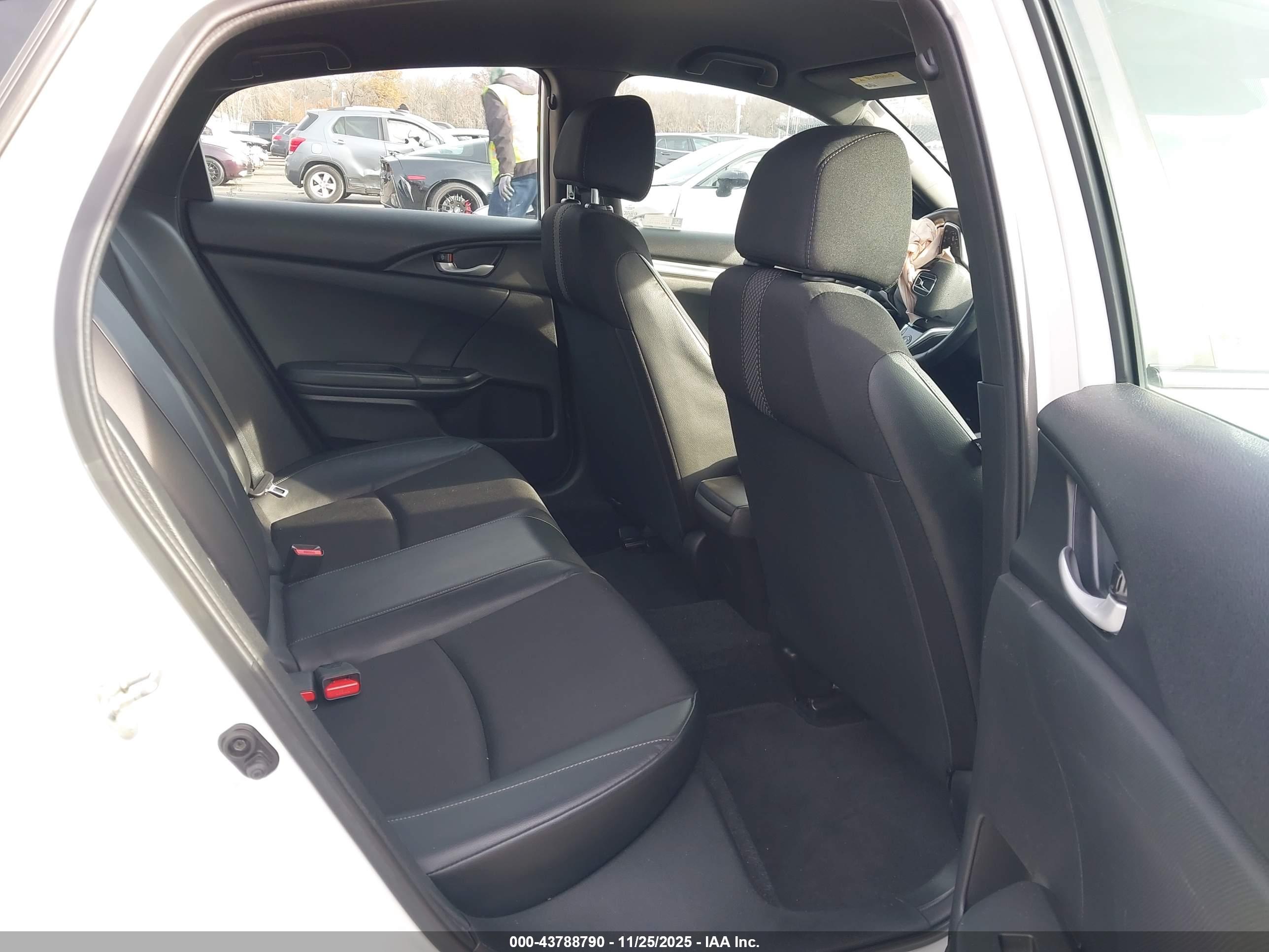 HONDA CIVIC image 8