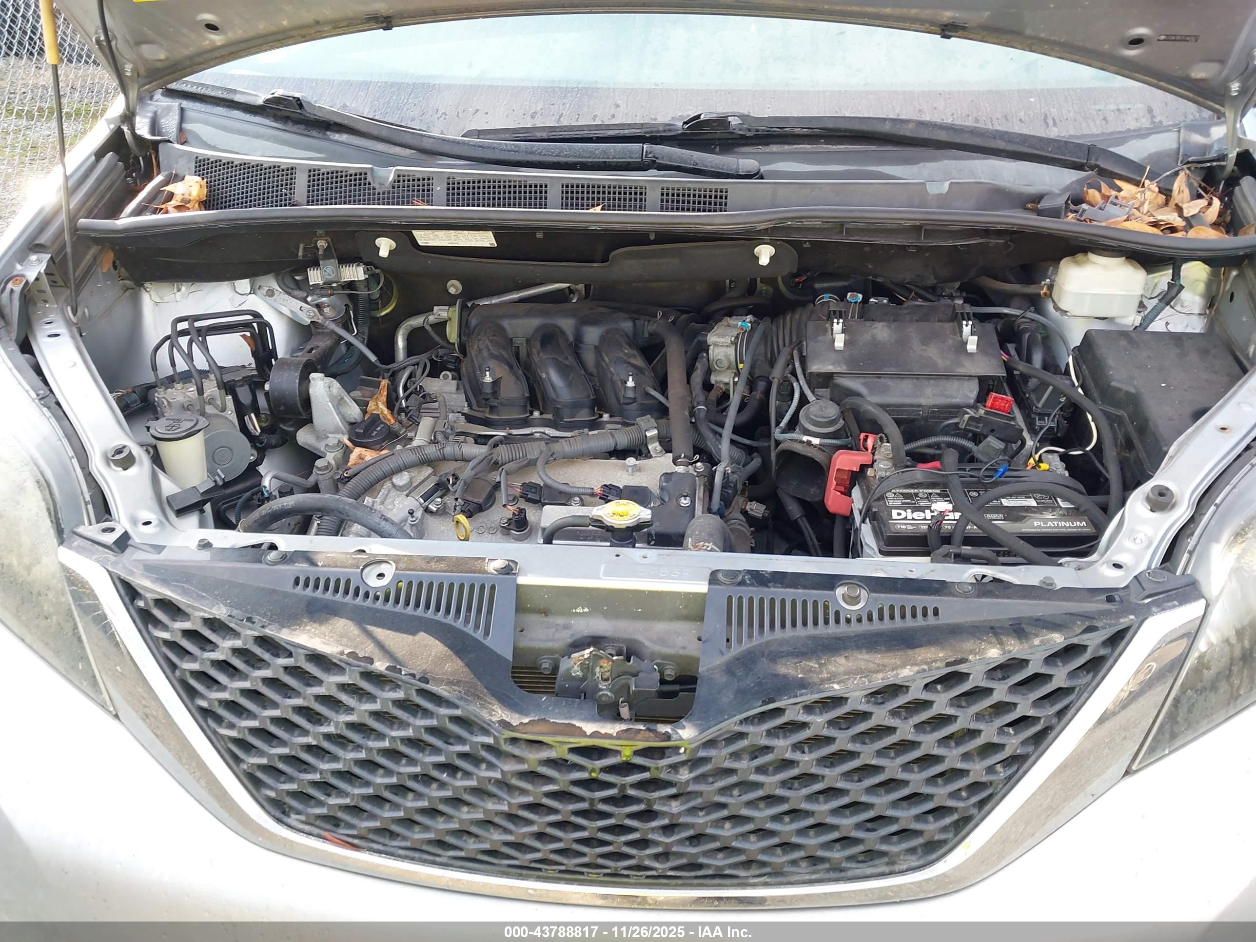 TOYOTA SIENNA image 10