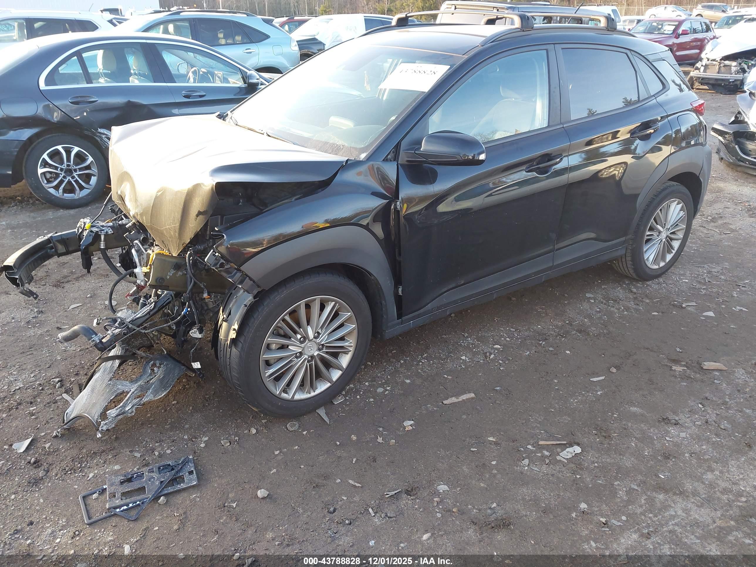 HYUNDAI KONA image 2