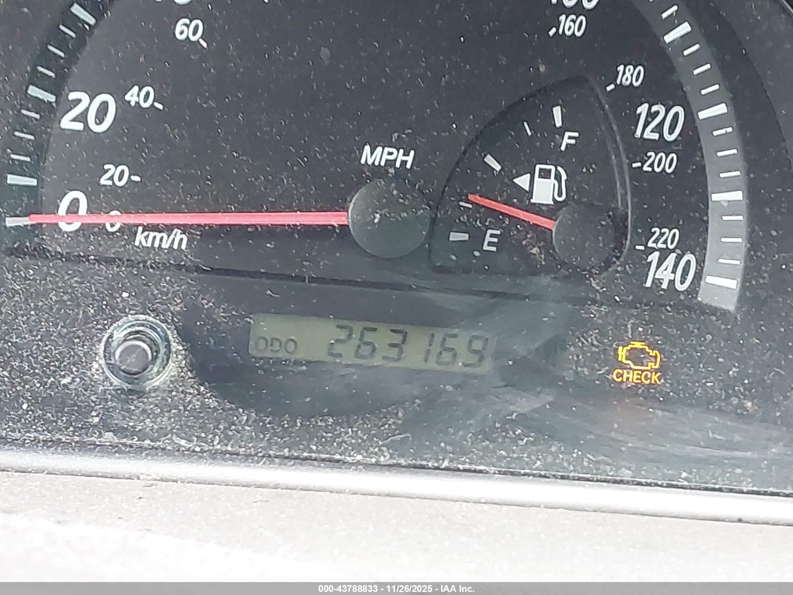TOYOTA CAMRY image 7