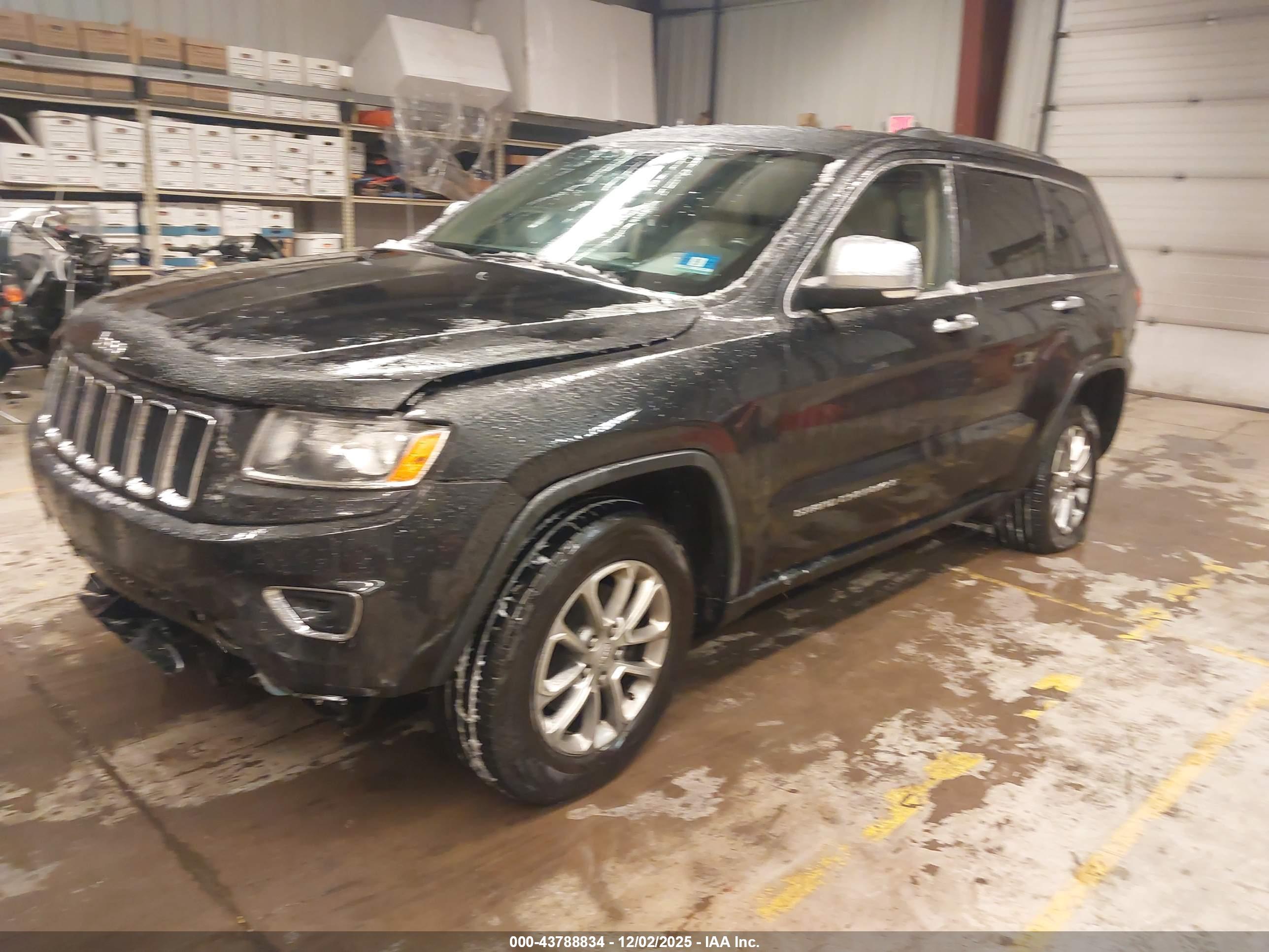JEEP GRAND image 2