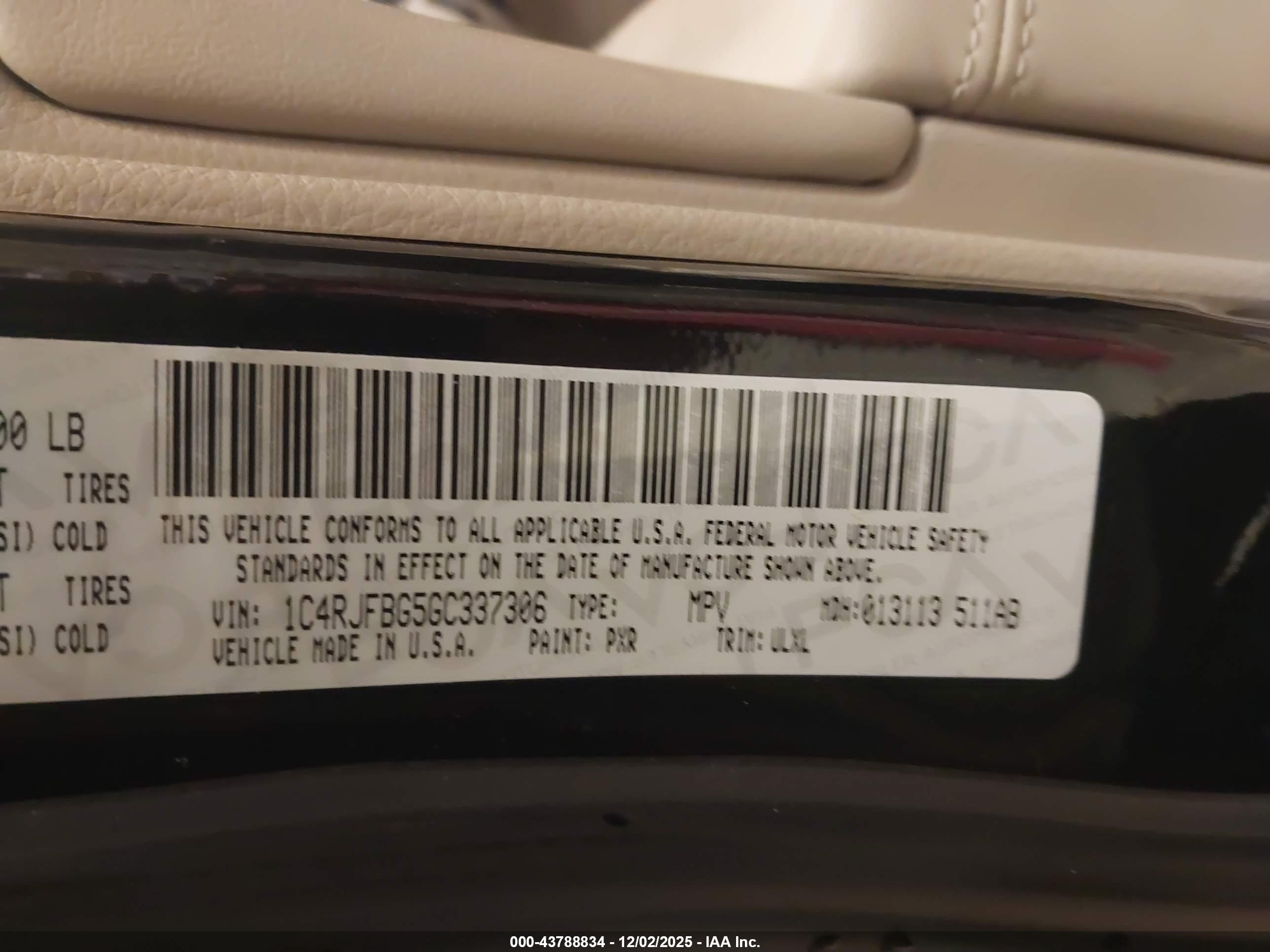 JEEP GRAND image 9