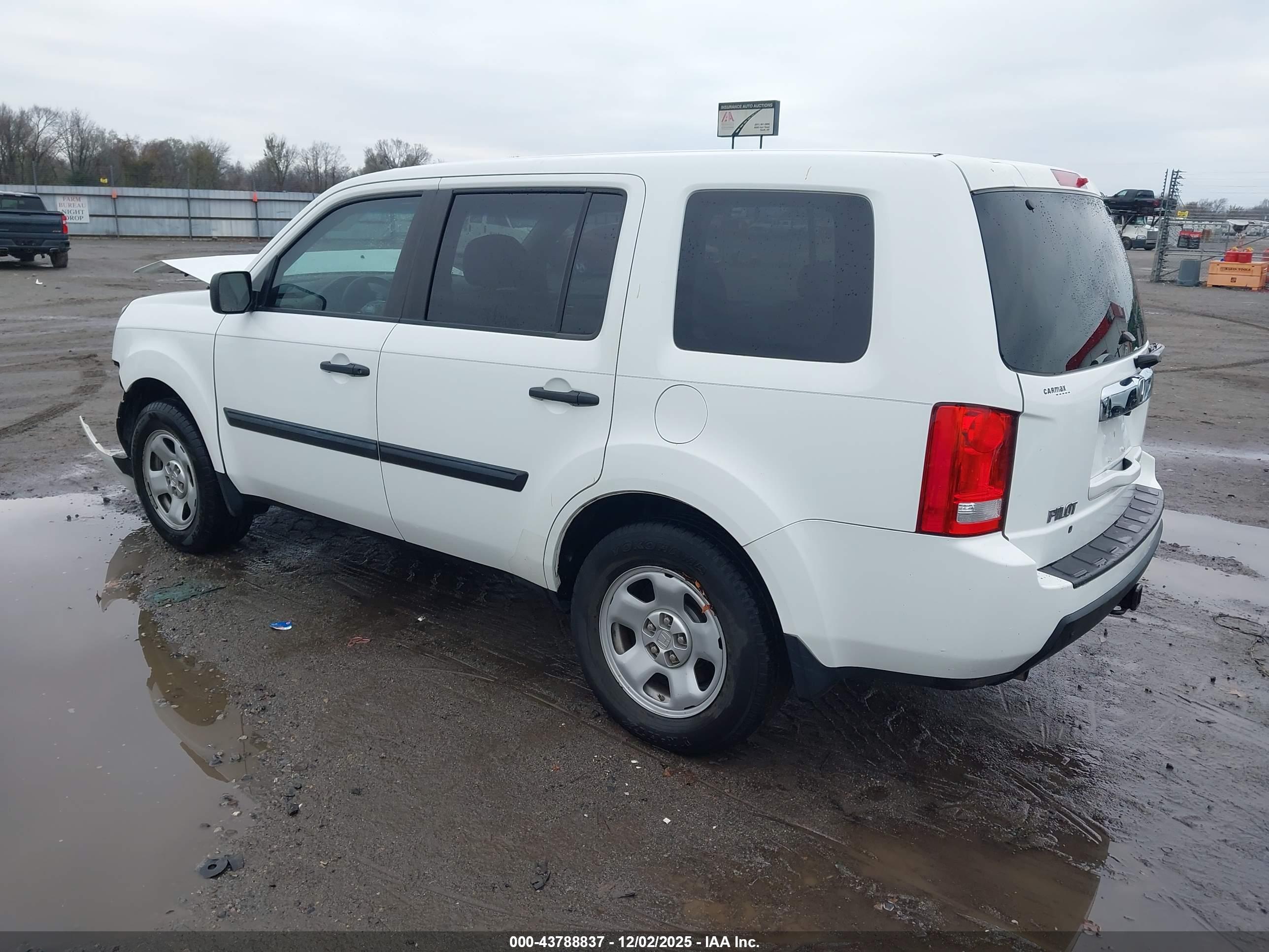 HONDA PILOT image 3