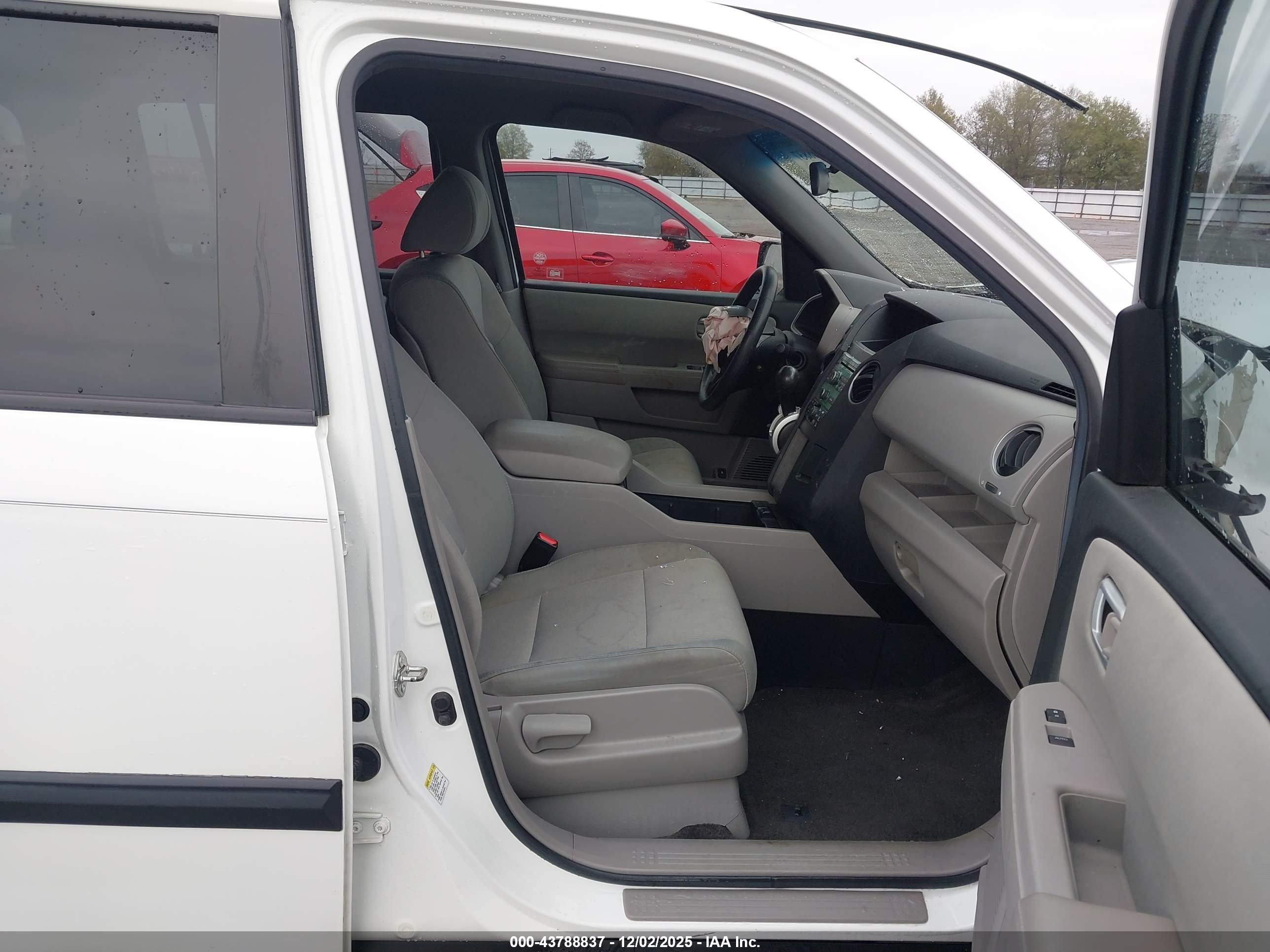 HONDA PILOT image 5