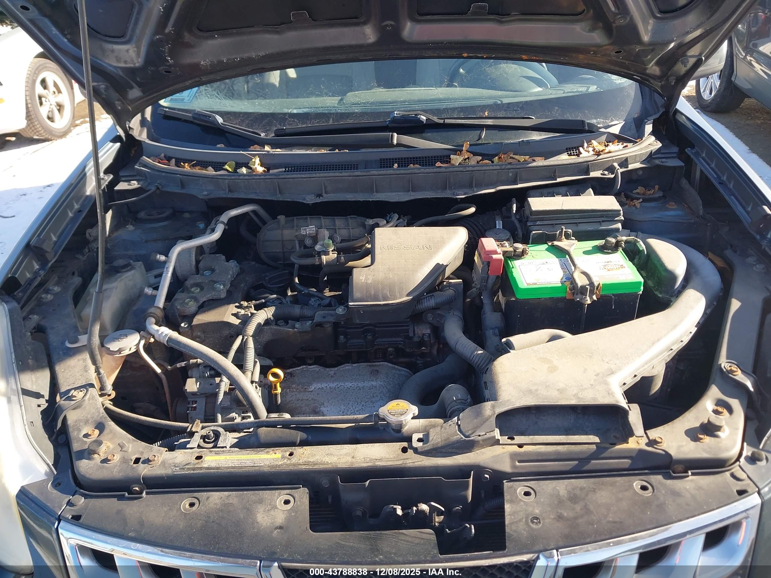 NISSAN ROGUE image 10