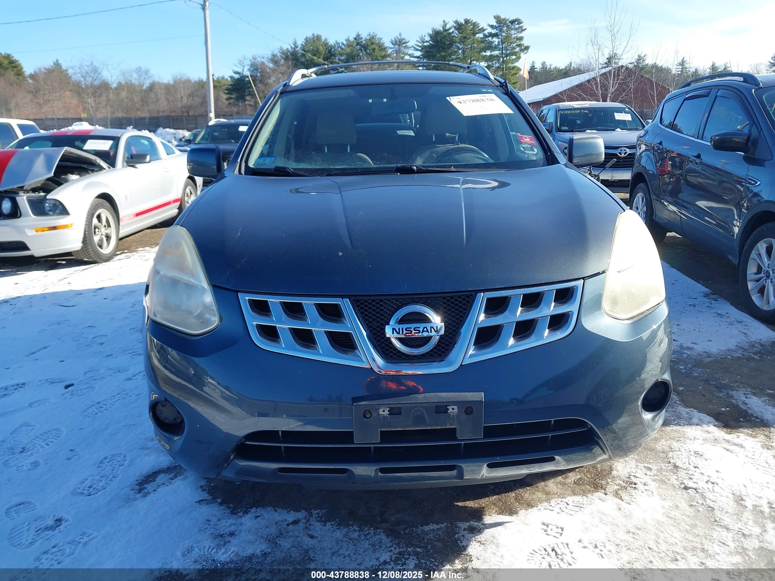 NISSAN ROGUE image 6
