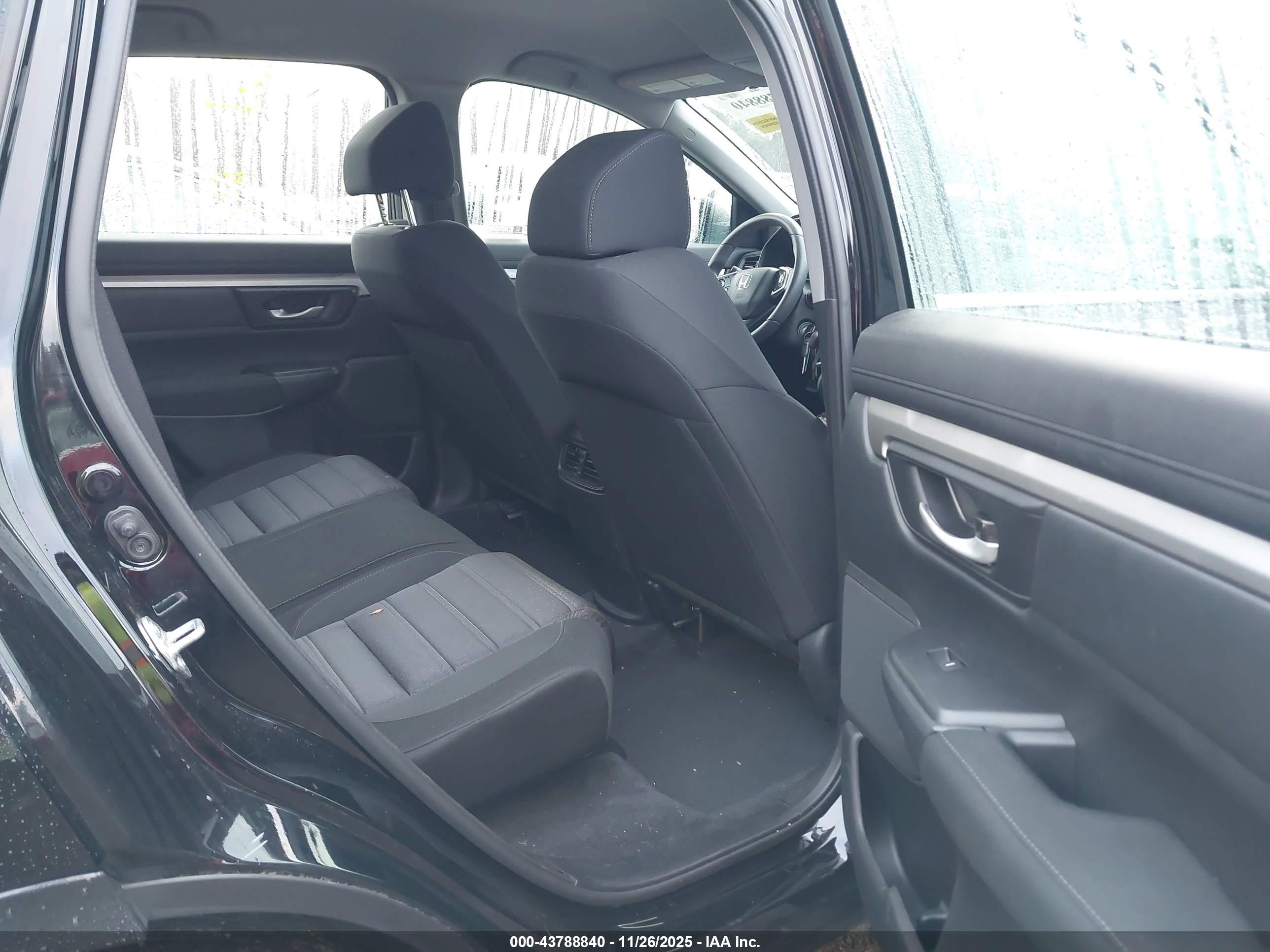 HONDA CR-V image 8