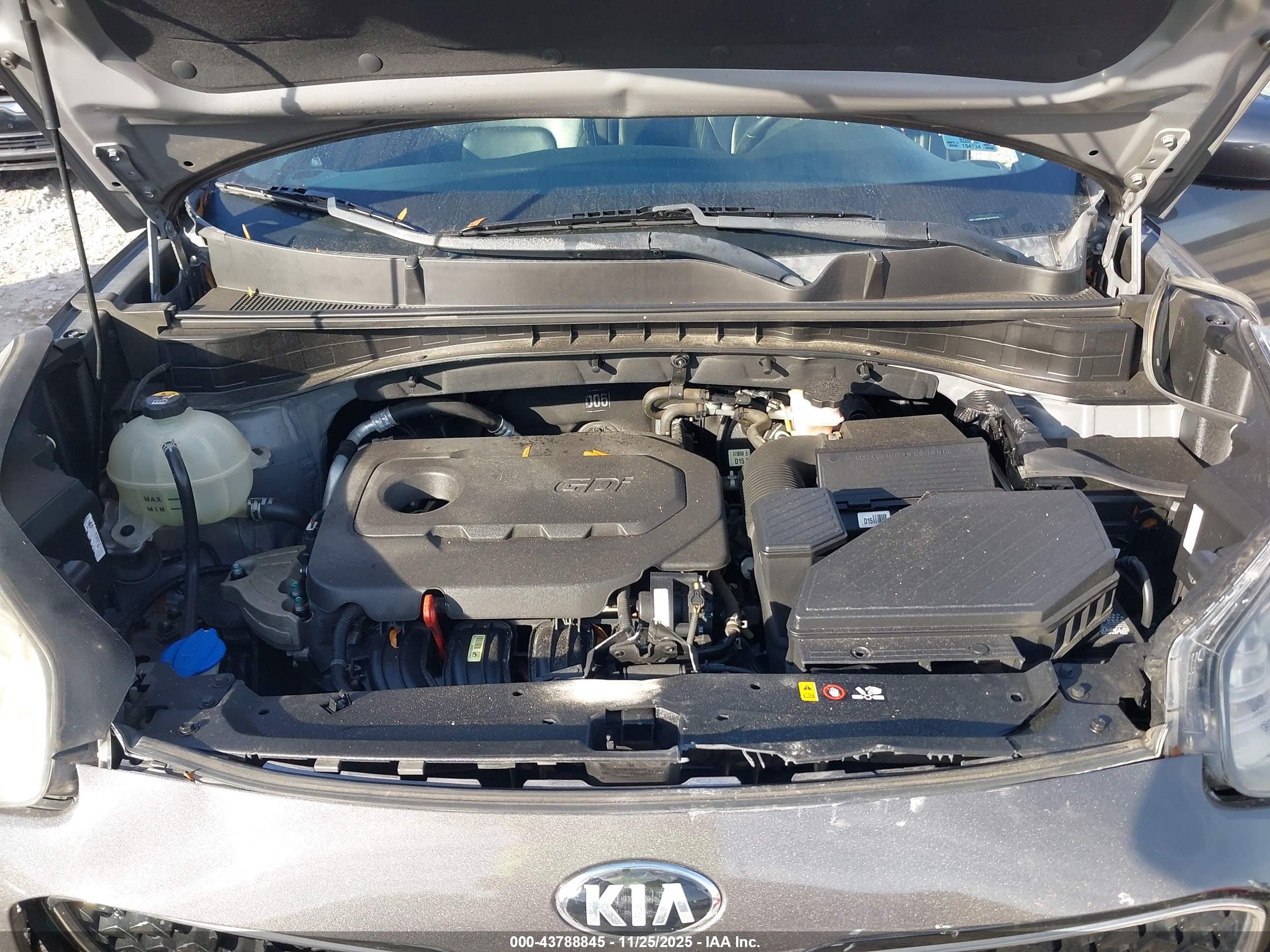 KIA SPORTAGE image 10