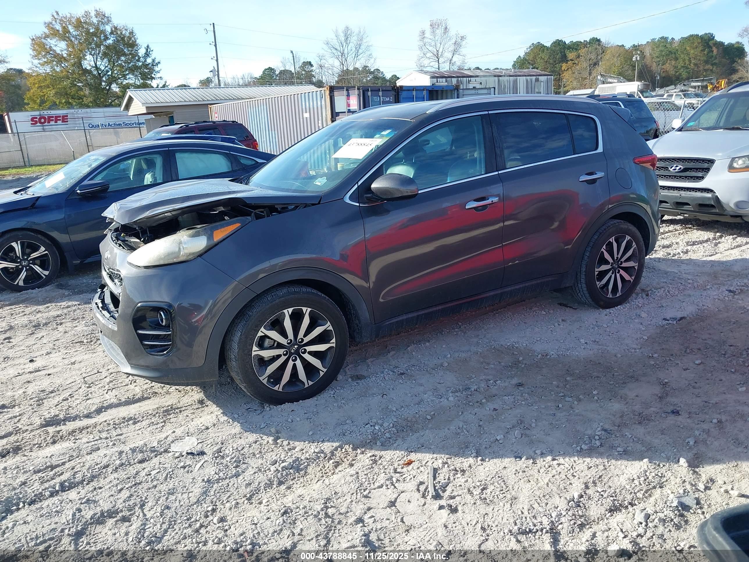 KIA SPORTAGE image 2