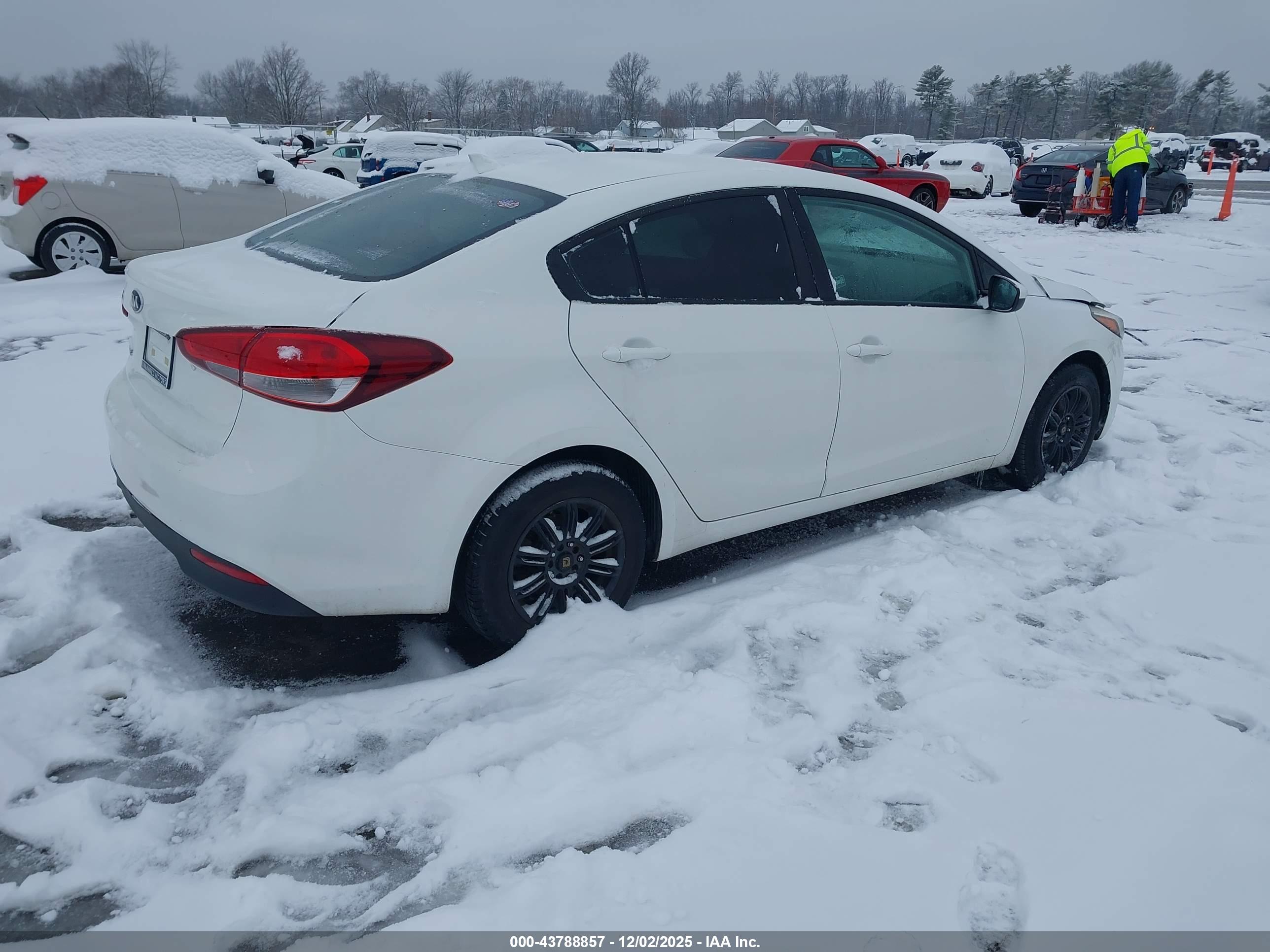 KIA FORTE image 4